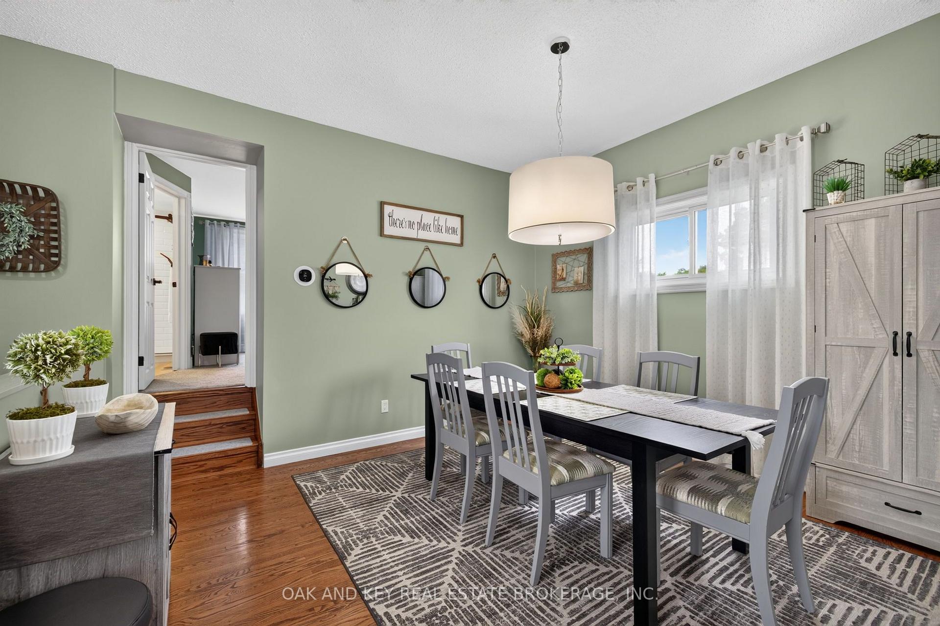 Photo 20 of 323 Clarke Road, London, East H — HOMEH