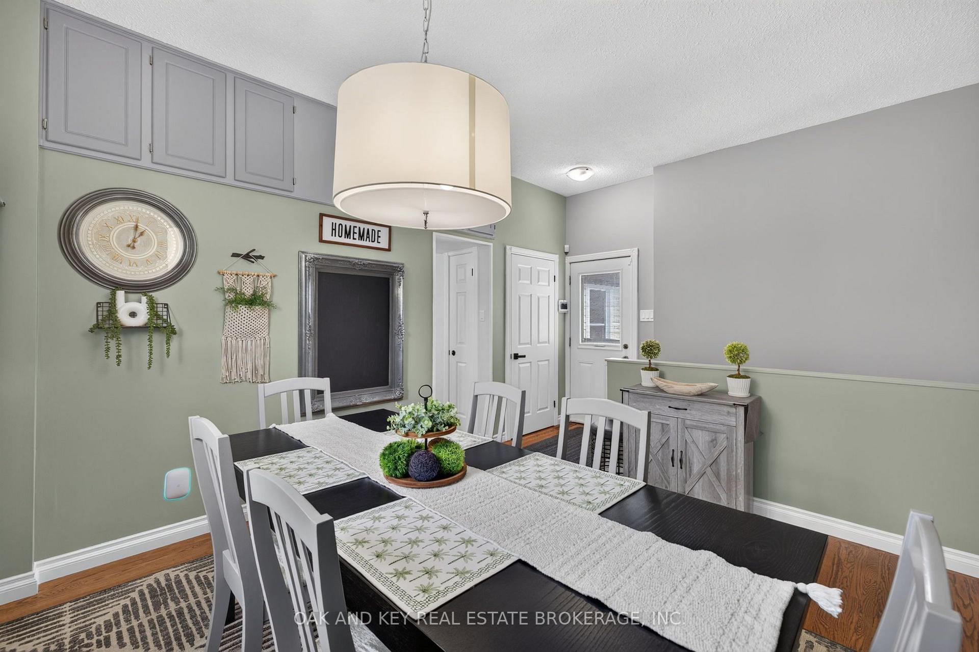 Photo 22 of 323 Clarke Road, London, East H — HOMEH