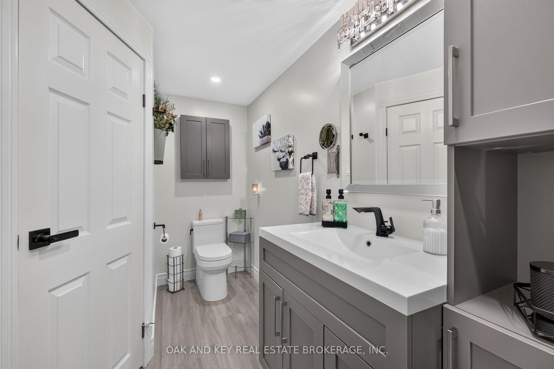 Photo 27 of 323 Clarke Road, London, East H — HOMEH