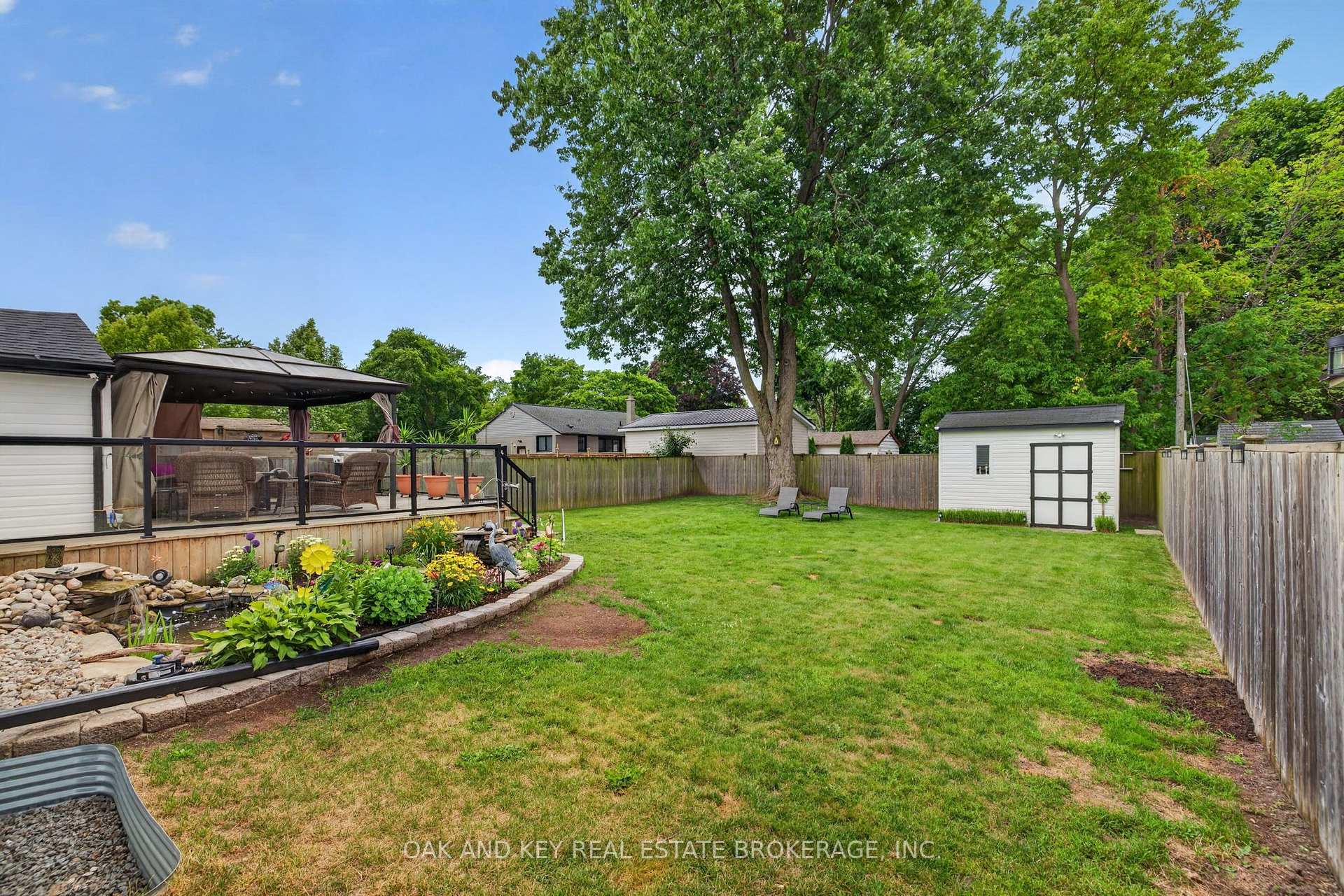 Photo 36 of 323 Clarke Road, London, East H — HOMEH