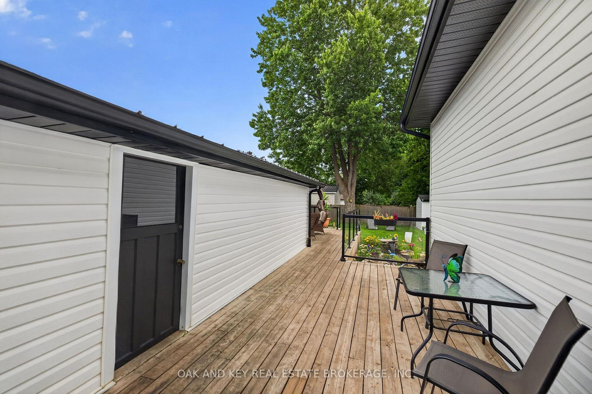 Photo 43 of 323 Clarke Road, London, East H — HOMEH