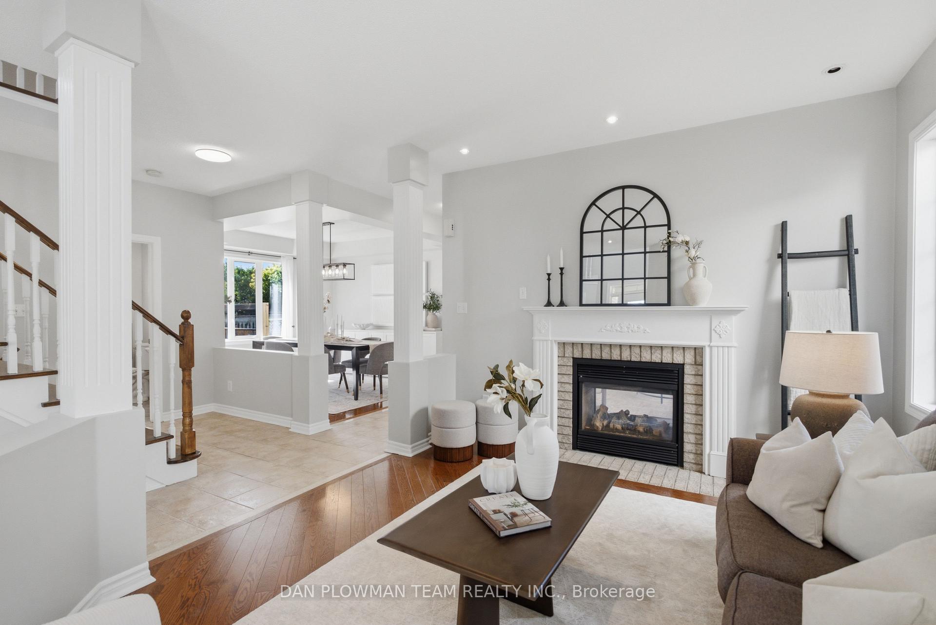 Photo 7 of 30 Weldon Street, Whitby, Rolling Acres — HOMEH