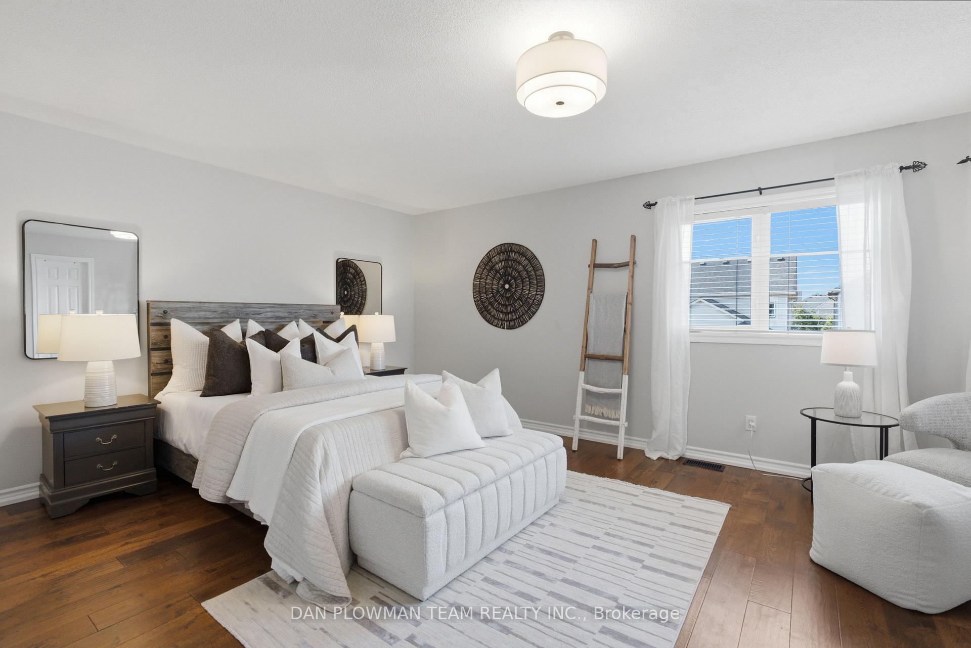 Photo 23 of 30 Weldon Street, Whitby, Rolling Acres — HOMEH