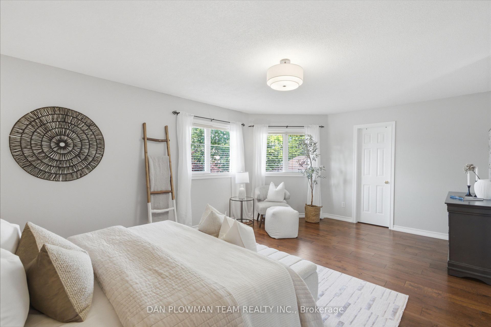 Photo 25 of 30 Weldon Street, Whitby, Rolling Acres — HOMEH