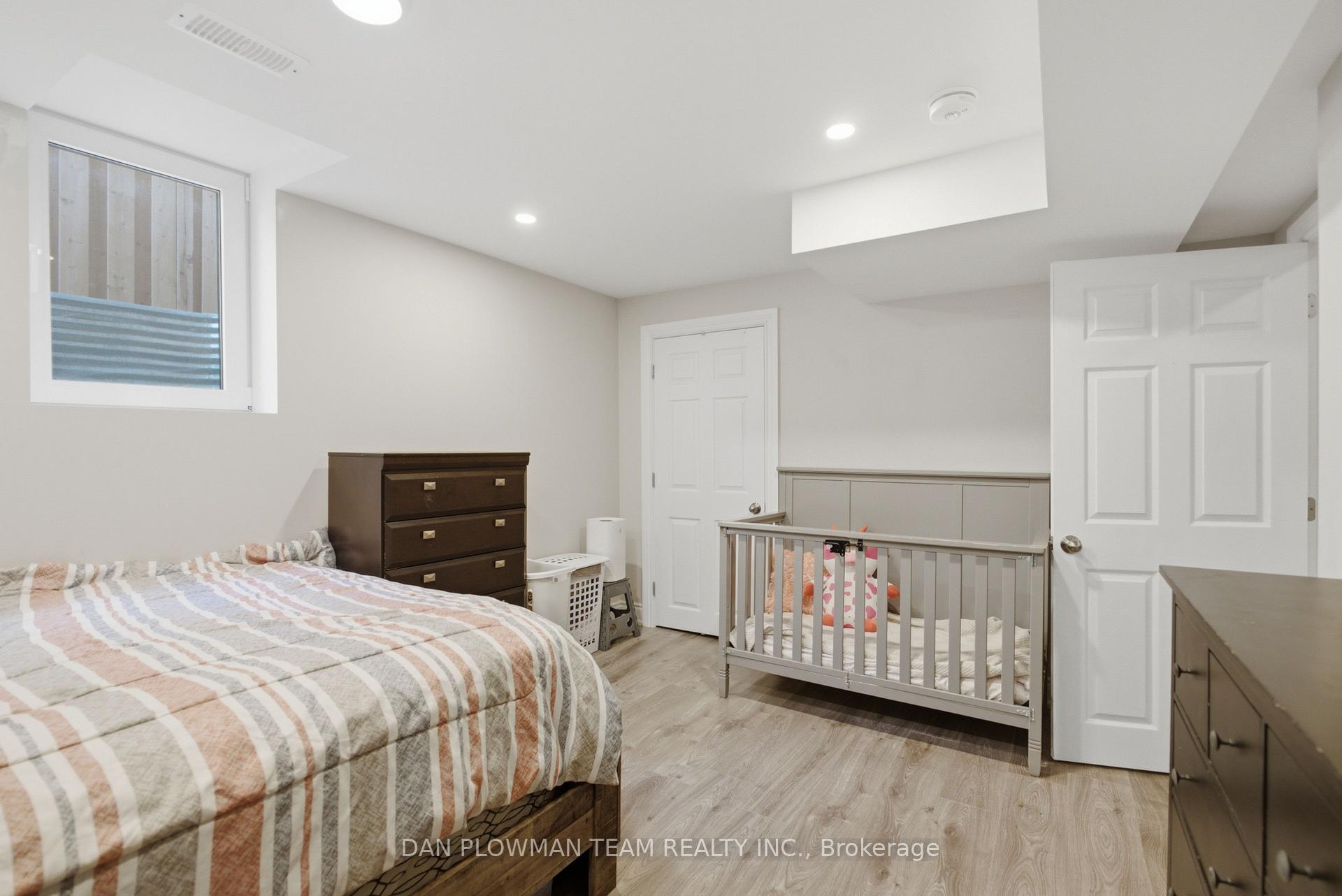 Photo 38 of 30 Weldon Street, Whitby, Rolling Acres — HOMEH