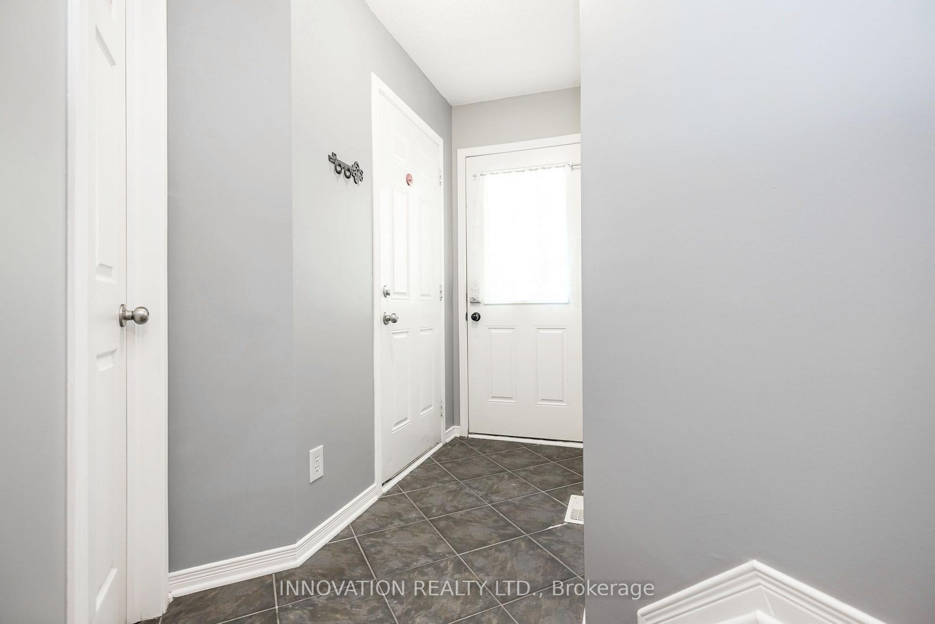 Photo 6 of 277 Applecross Crescent, Ottawa, Kanata - Morgan's Grant/South March — HOMEH