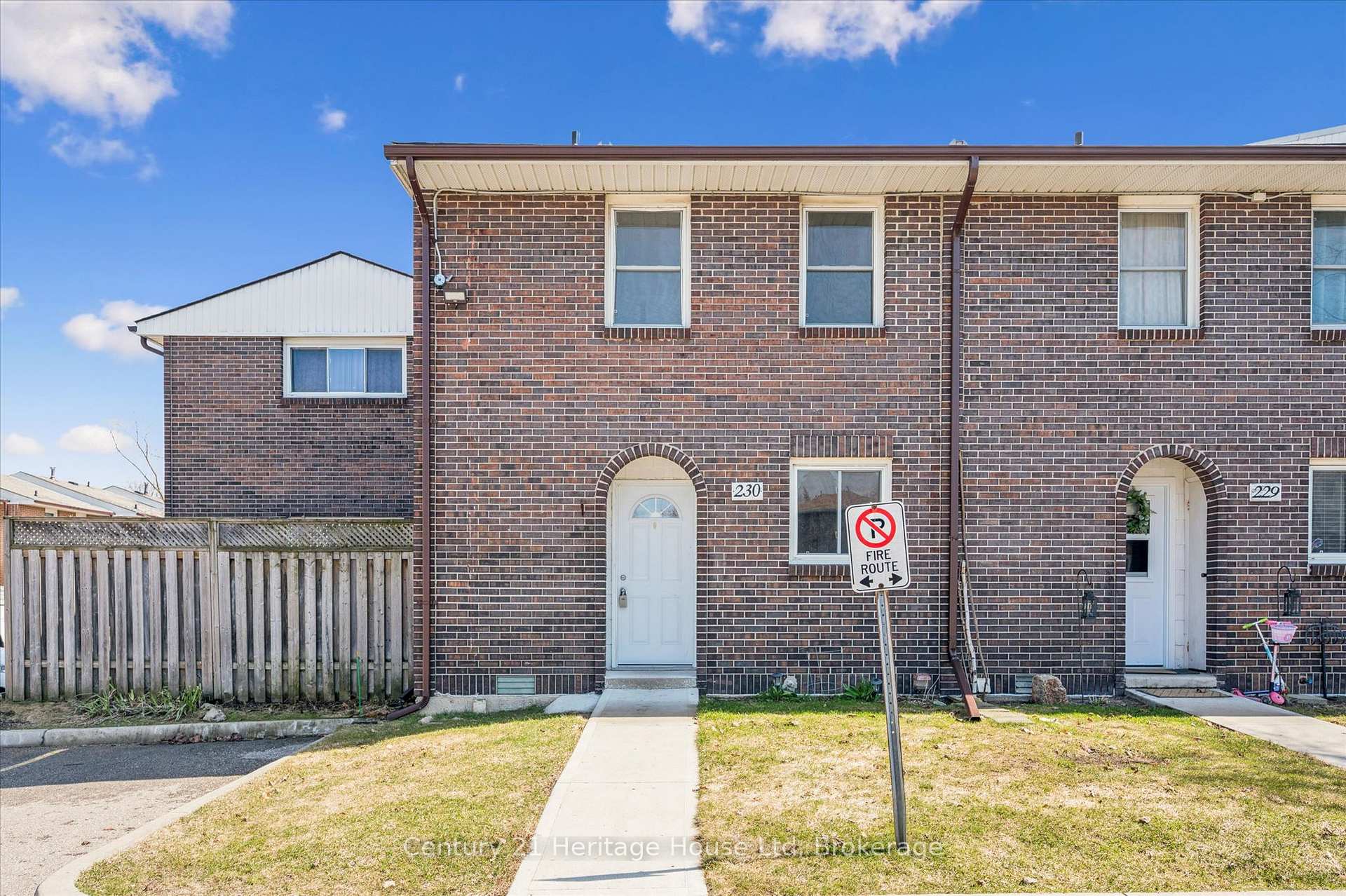 Photo 1 of Unit 230, 31 Greengate Road, Guelph, Junction/Onward Willow — HOMEH