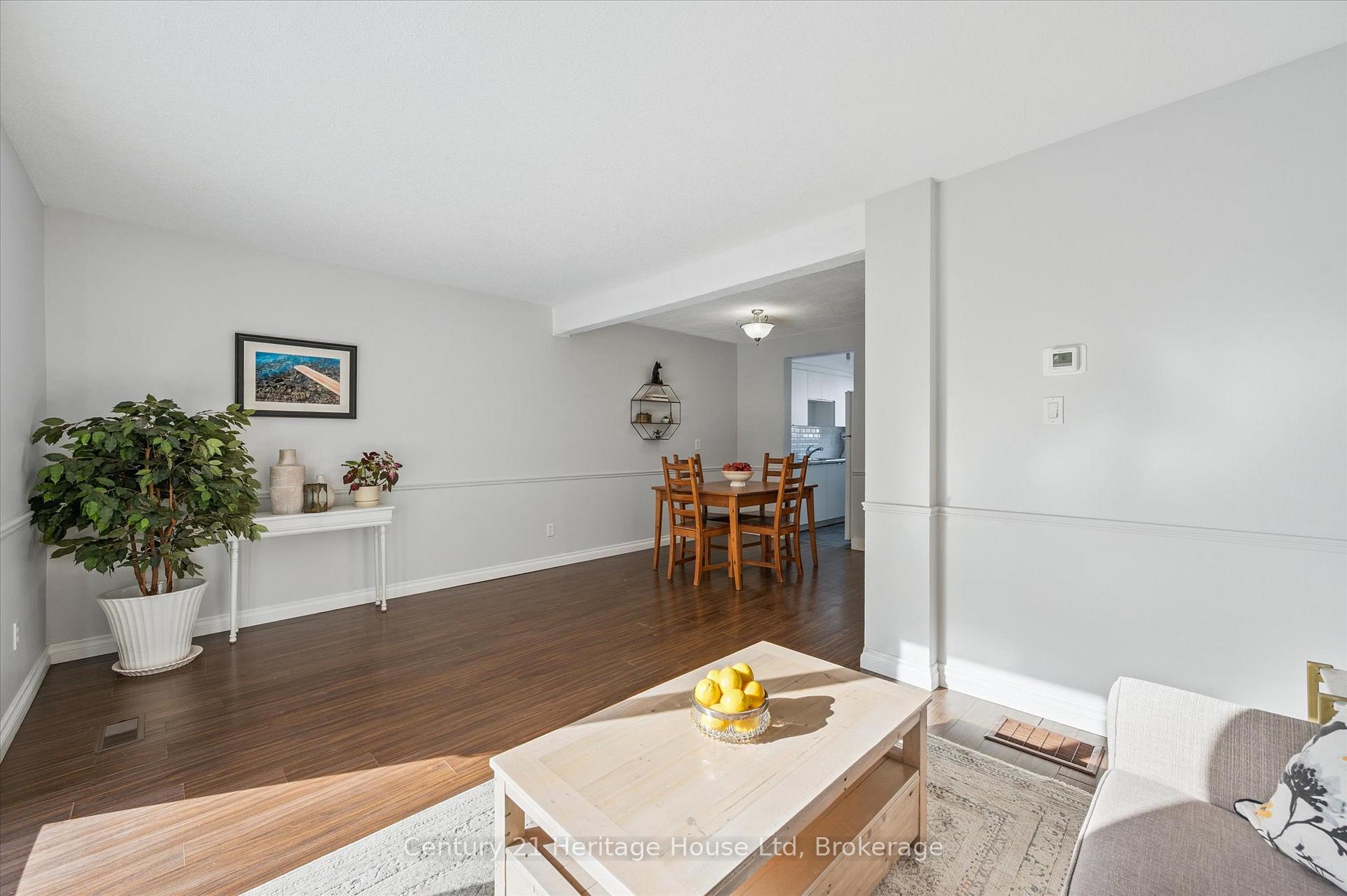 Photo 11 of Unit 230, 31 Greengate Road, Guelph, Junction/Onward Willow — HOMEH