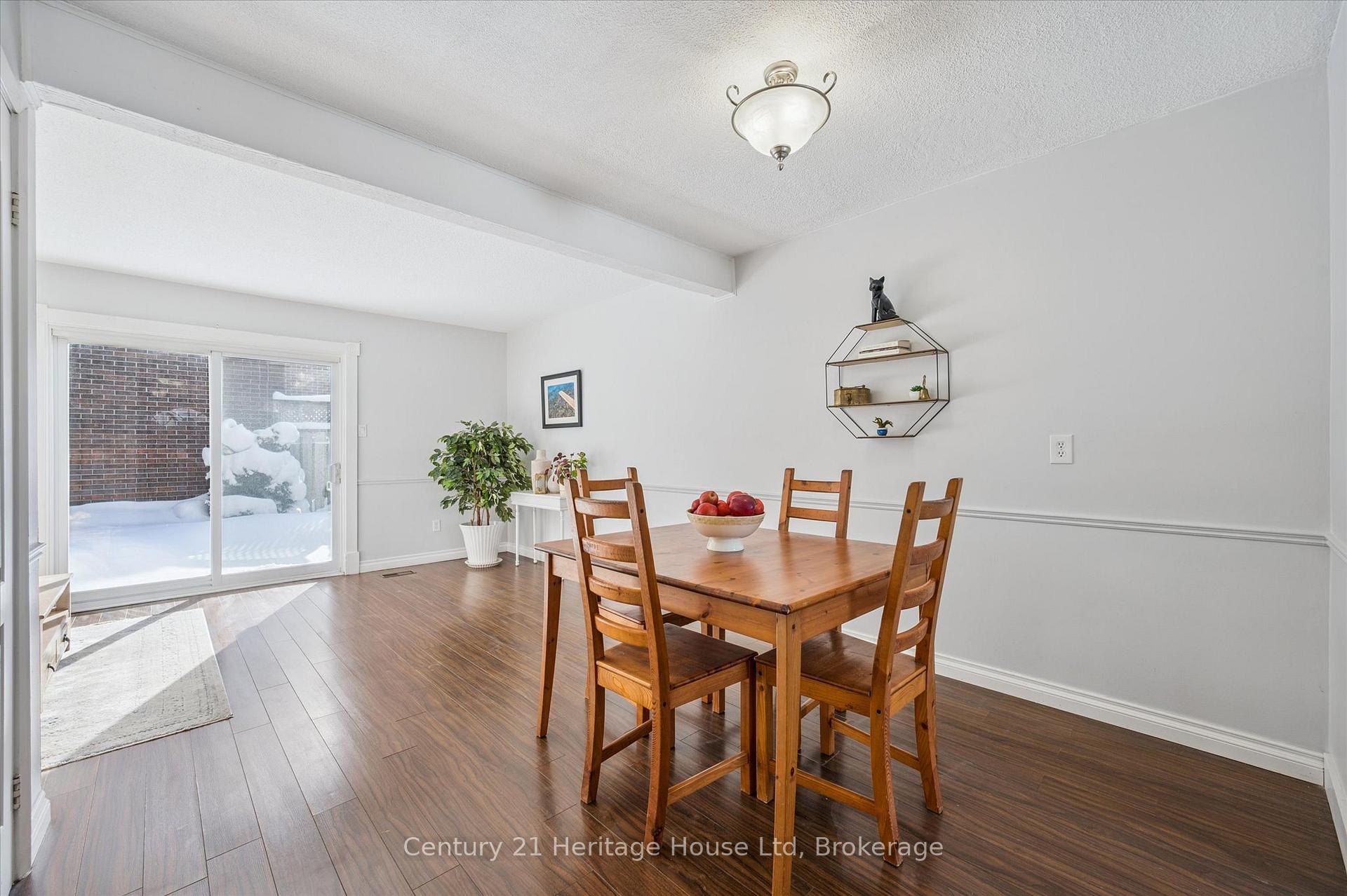 Photo 14 of Unit 230, 31 Greengate Road, Guelph, Junction/Onward Willow — HOMEH