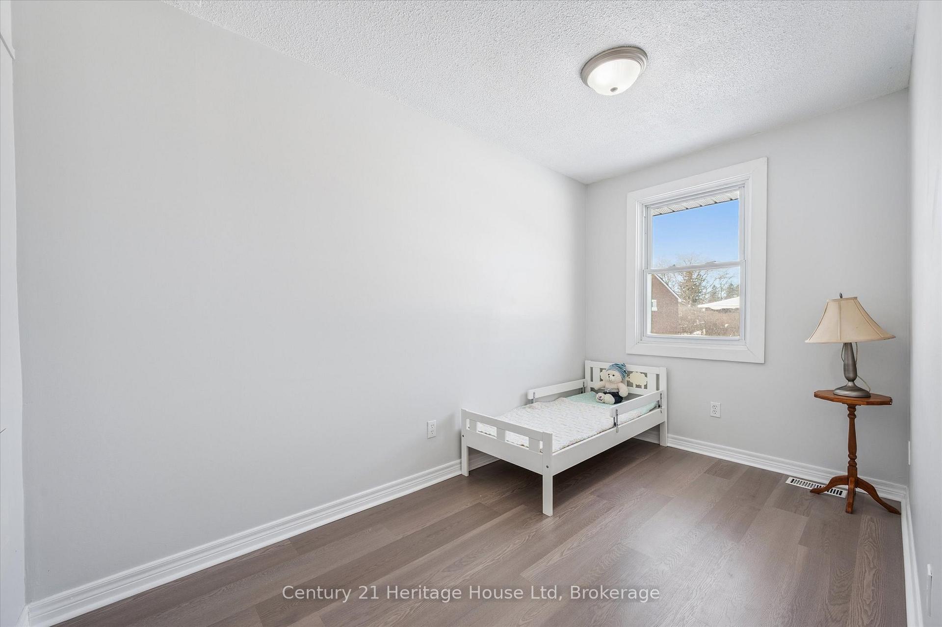 Photo 23 of Unit 230, 31 Greengate Road, Guelph, Junction/Onward Willow — HOMEH