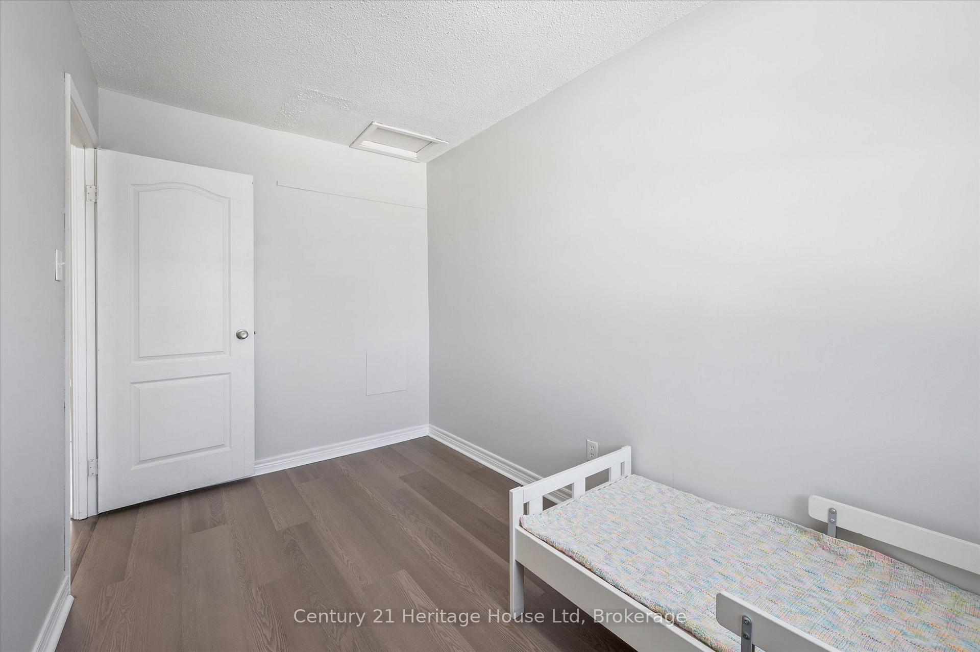 Photo 24 of Unit 230, 31 Greengate Road, Guelph, Junction/Onward Willow — HOMEH