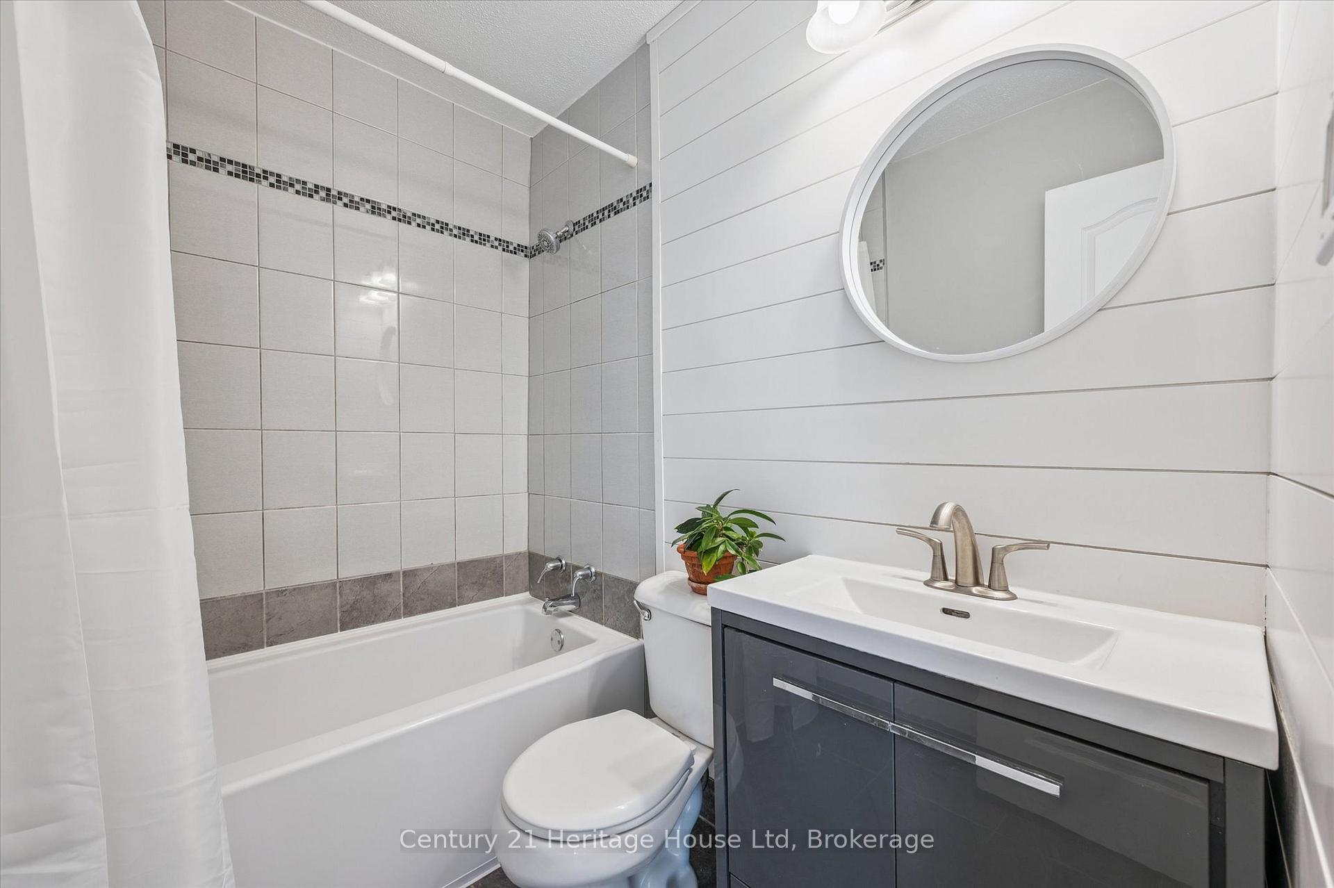 Photo 28 of Unit 230, 31 Greengate Road, Guelph, Junction/Onward Willow — HOMEH