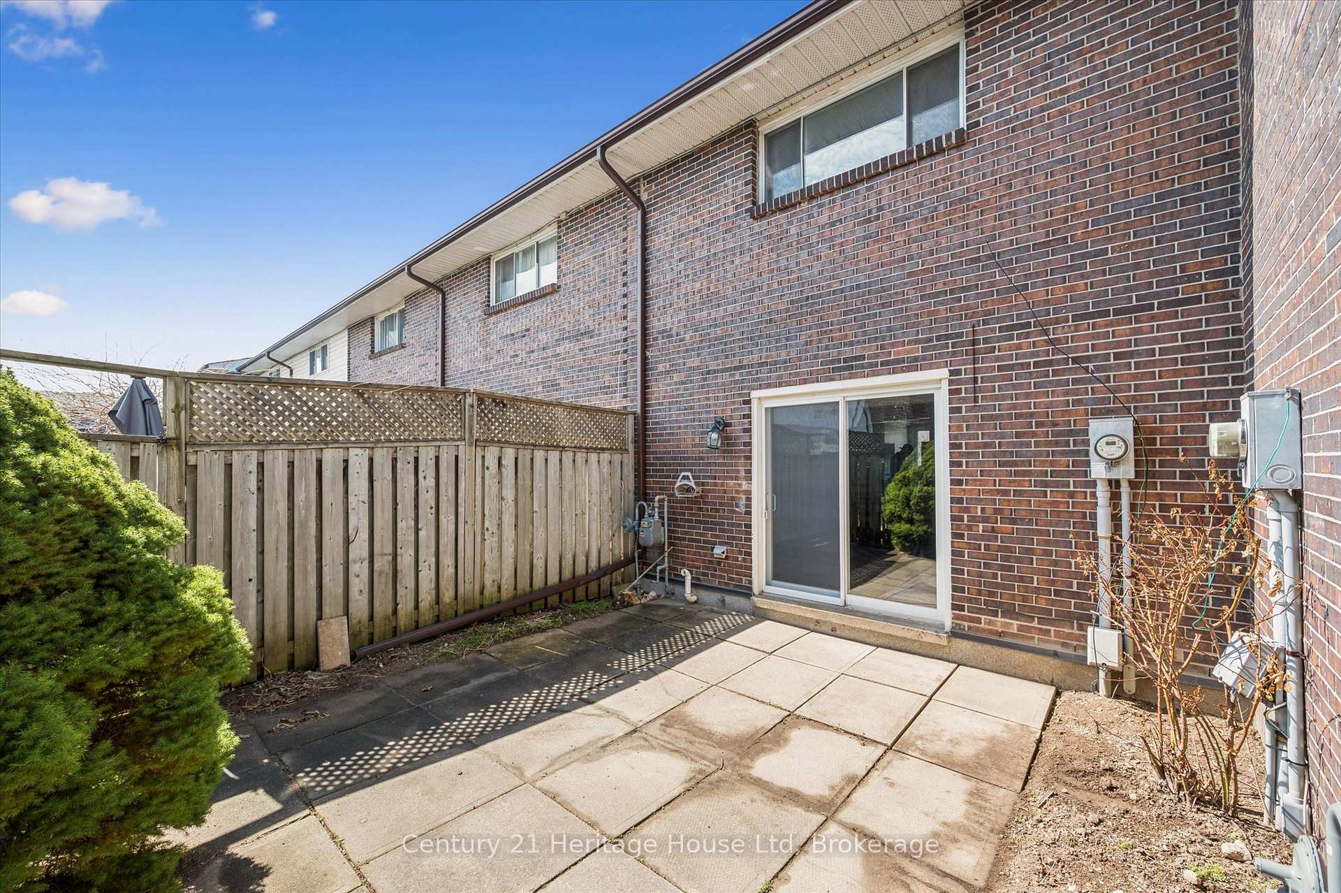 Photo 37 of Unit 230, 31 Greengate Road, Guelph, Junction/Onward Willow — HOMEH