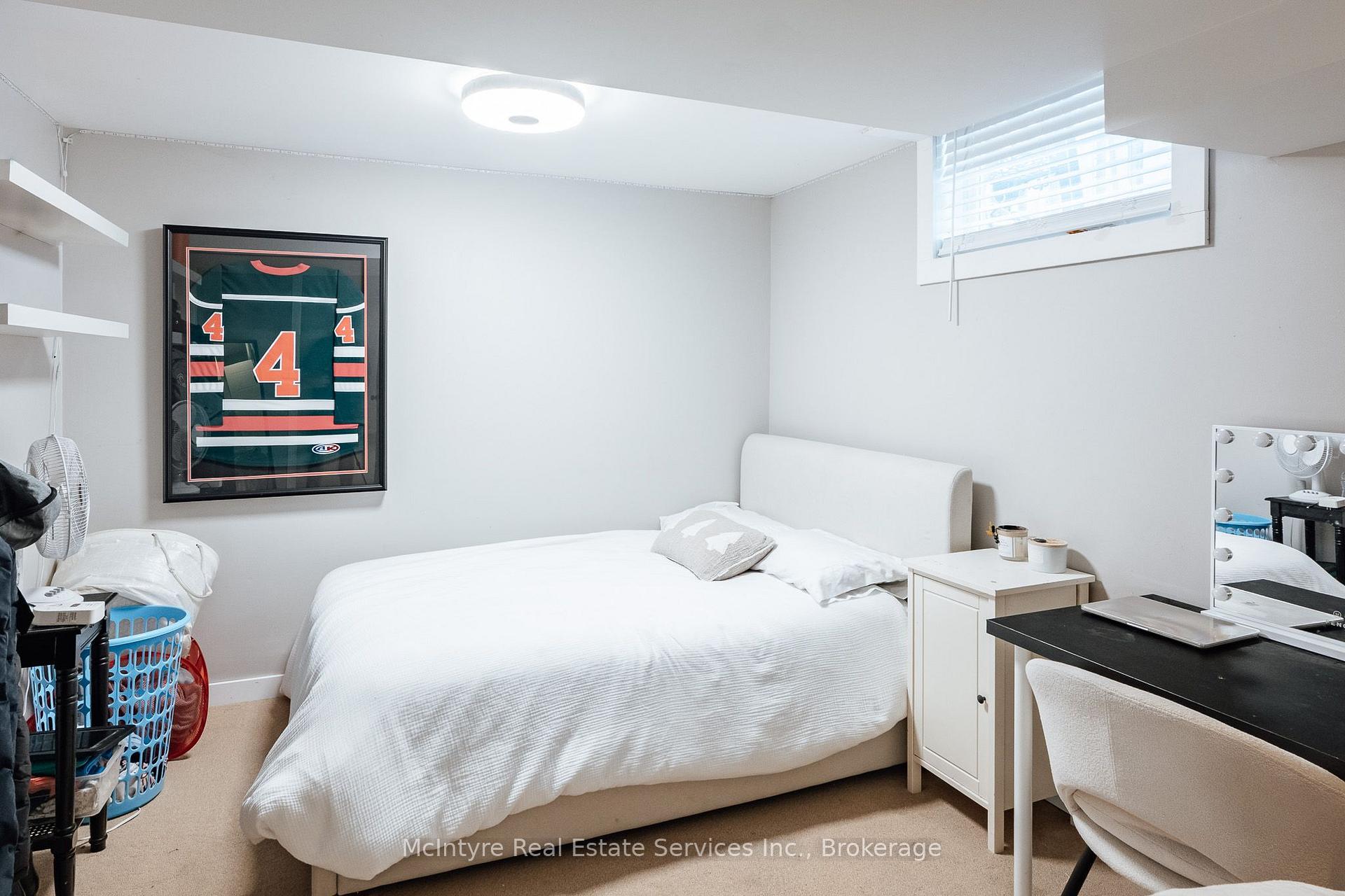 Photo 42 of 277 Canterbury Drive, Waterloo, Lexington/Lincoln Village — HOMEH