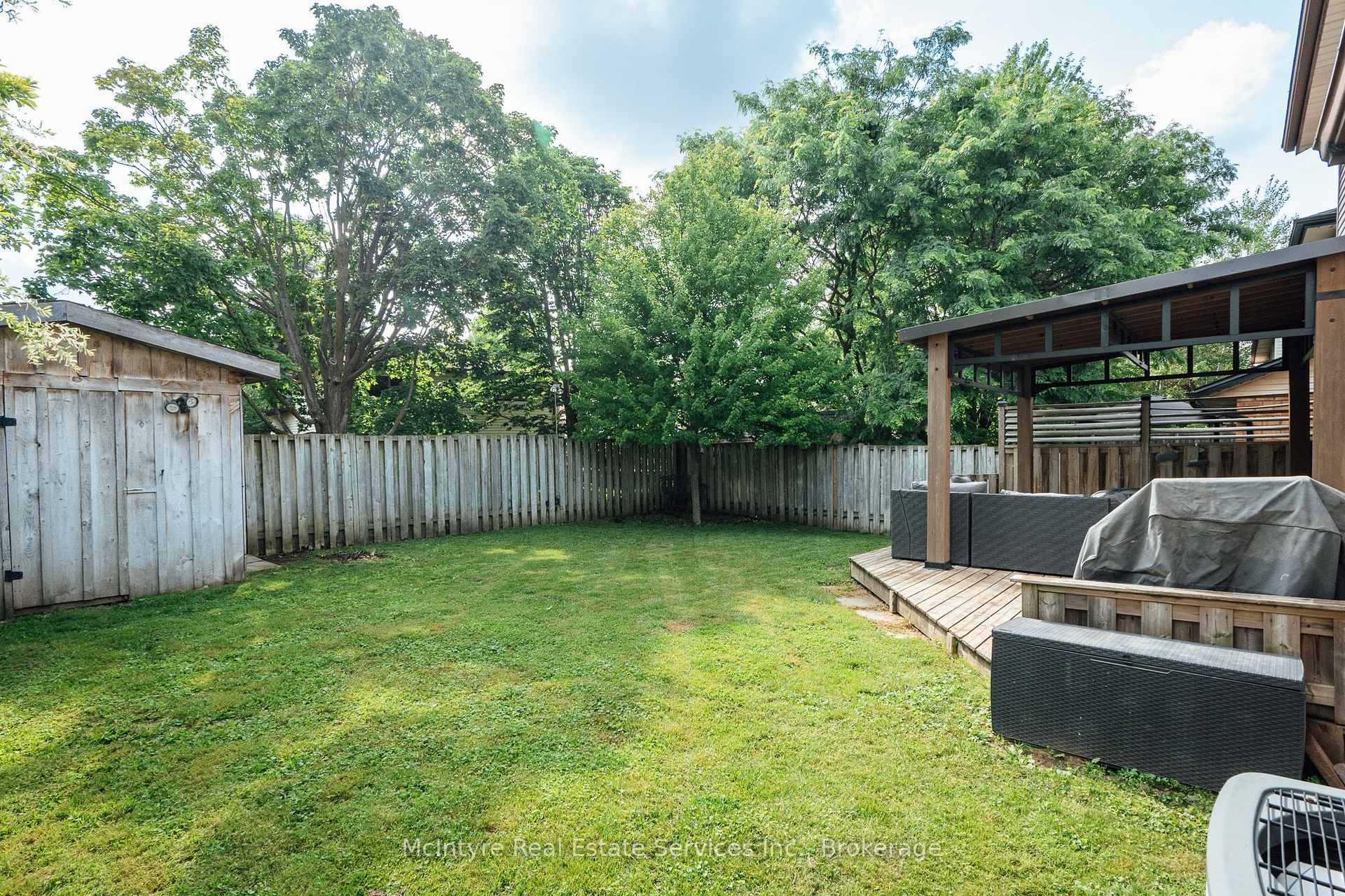 Photo 46 of 277 Canterbury Drive, Waterloo, Lexington/Lincoln Village — HOMEH
