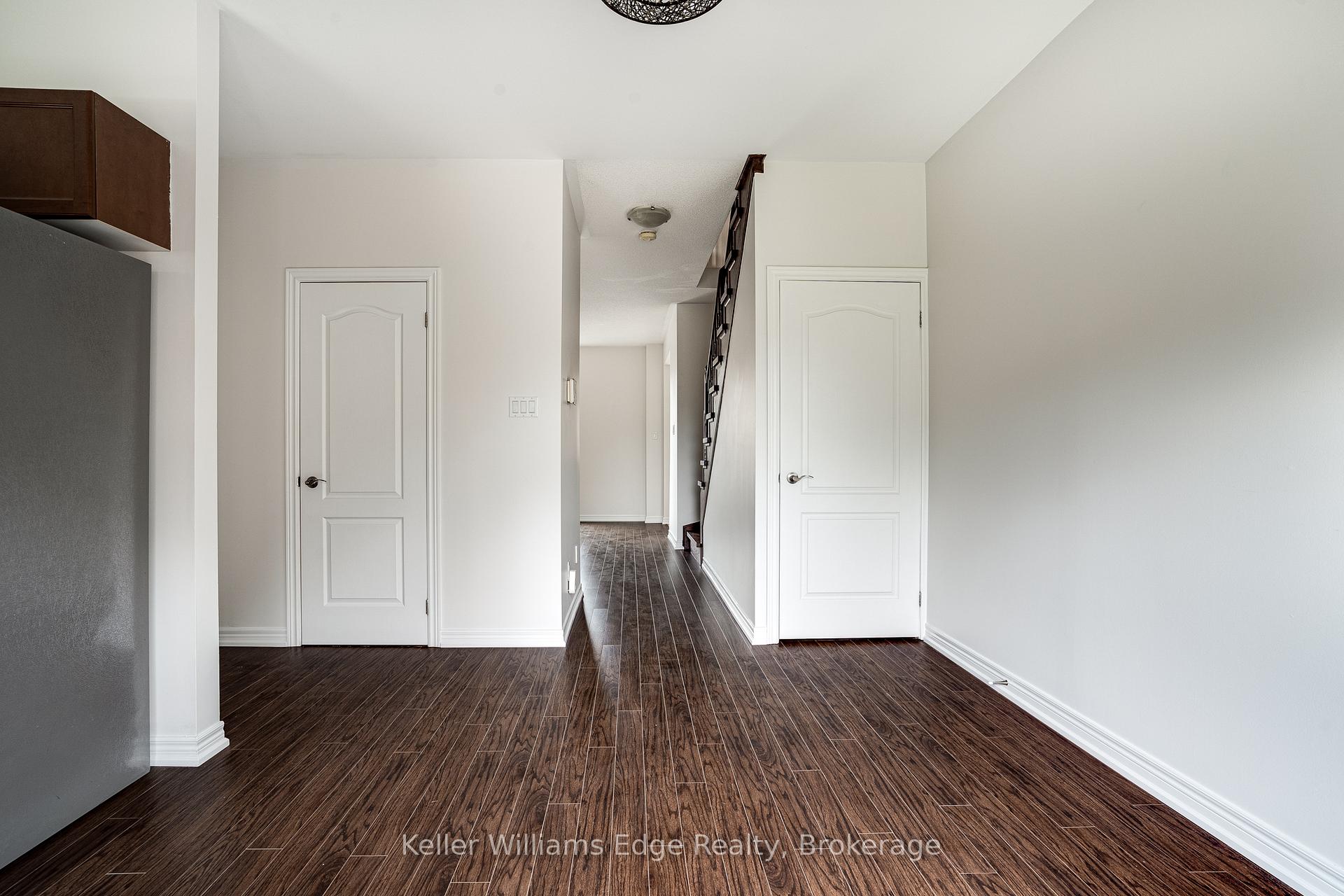 Photo 13 of 93 Glendarling Crescent, Hamilton, Winona Park — HOMEH