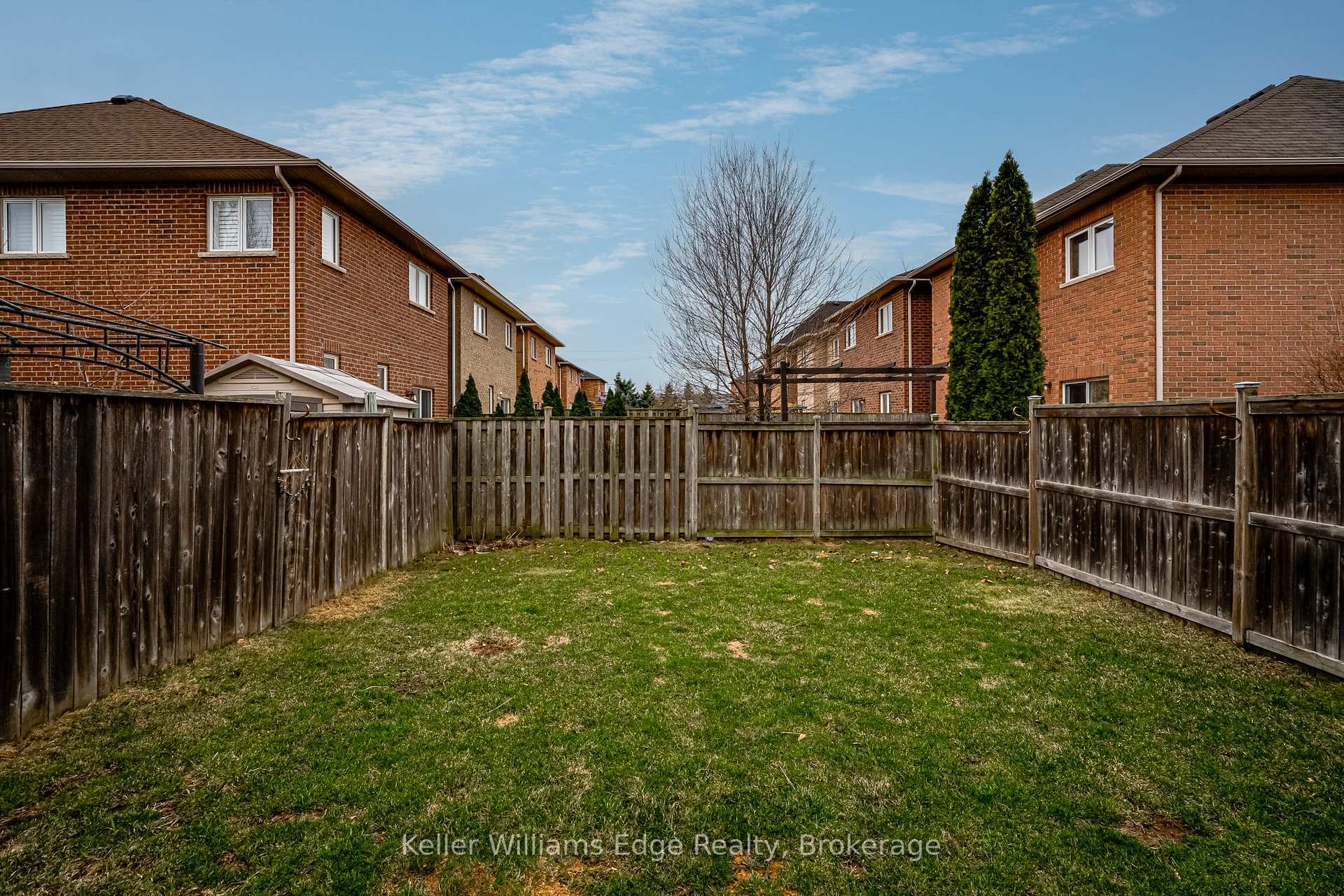 Photo 46 of 93 Glendarling Crescent, Hamilton, Winona Park — HOMEH