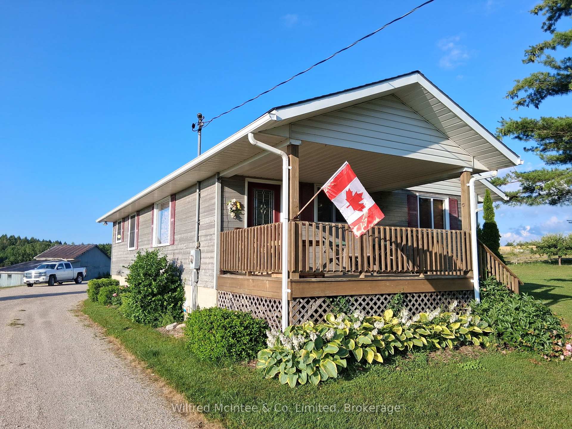 Photo of 932 Bruce 86 Road