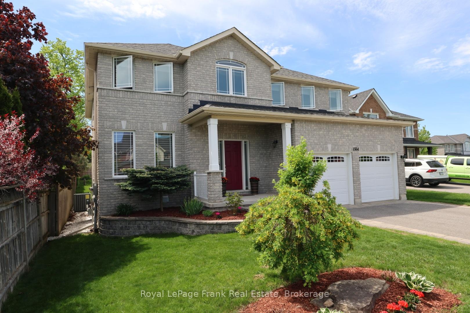 Photo 2 of 1504 Ireland Drive, Peterborough, Monaghan Ward 2 — HOMEH