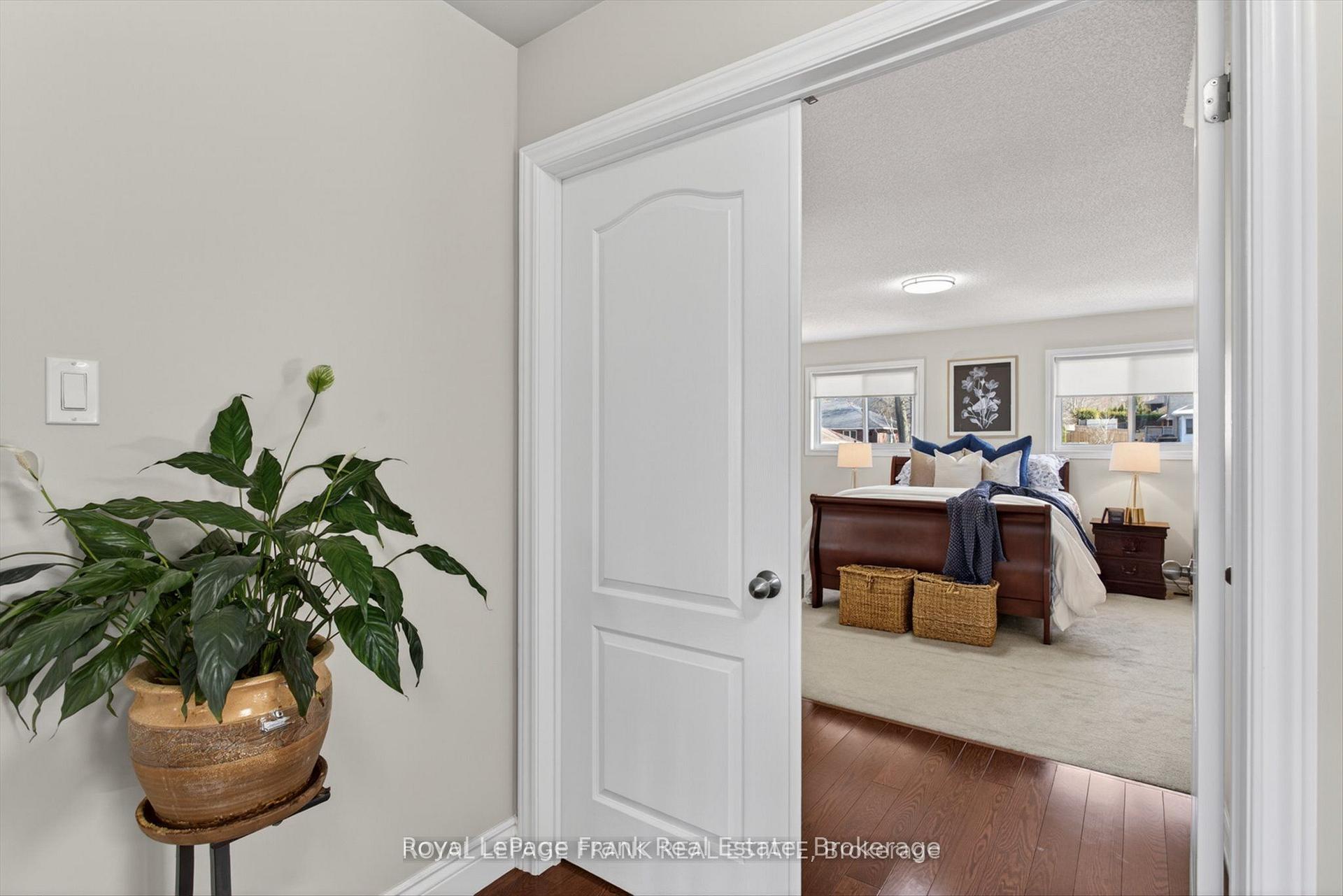 Photo 19 of 1504 Ireland Drive, Peterborough, Monaghan Ward 2 — HOMEH