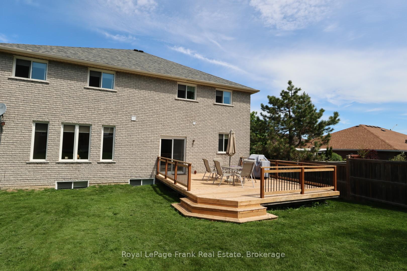 Photo 46 of 1504 Ireland Drive, Peterborough, Monaghan Ward 2 — HOMEH