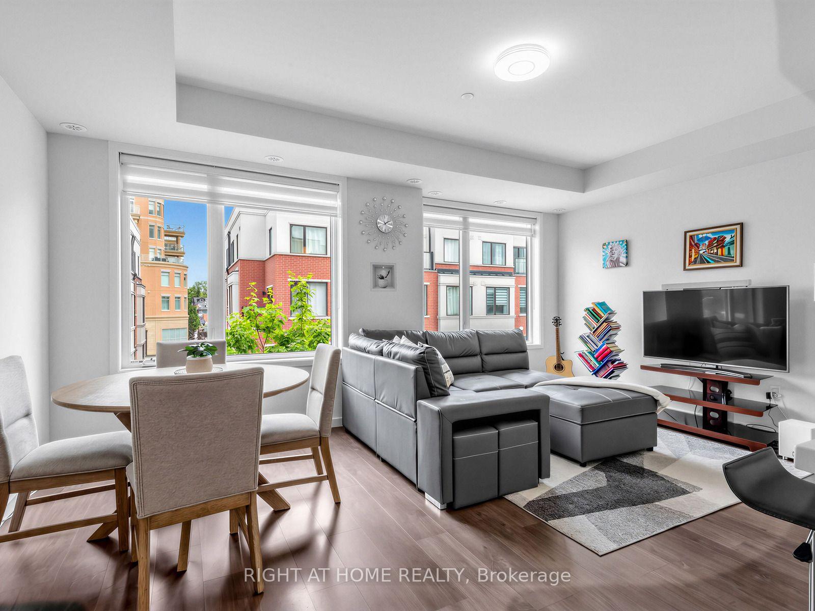 Photo 6 of Unit 86, 400 Alex Gardner Circle, Aurora, Aurora Village — HOMEH