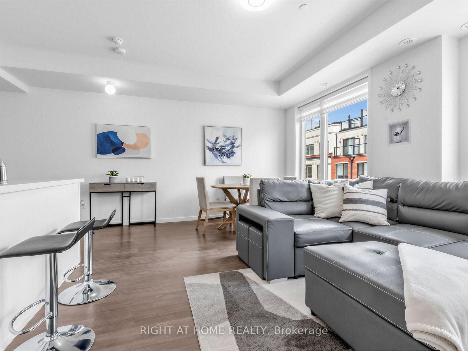 Photo 5 of Unit 86, 400 Alex Gardner Circle, Aurora, Aurora Village — HOMEH