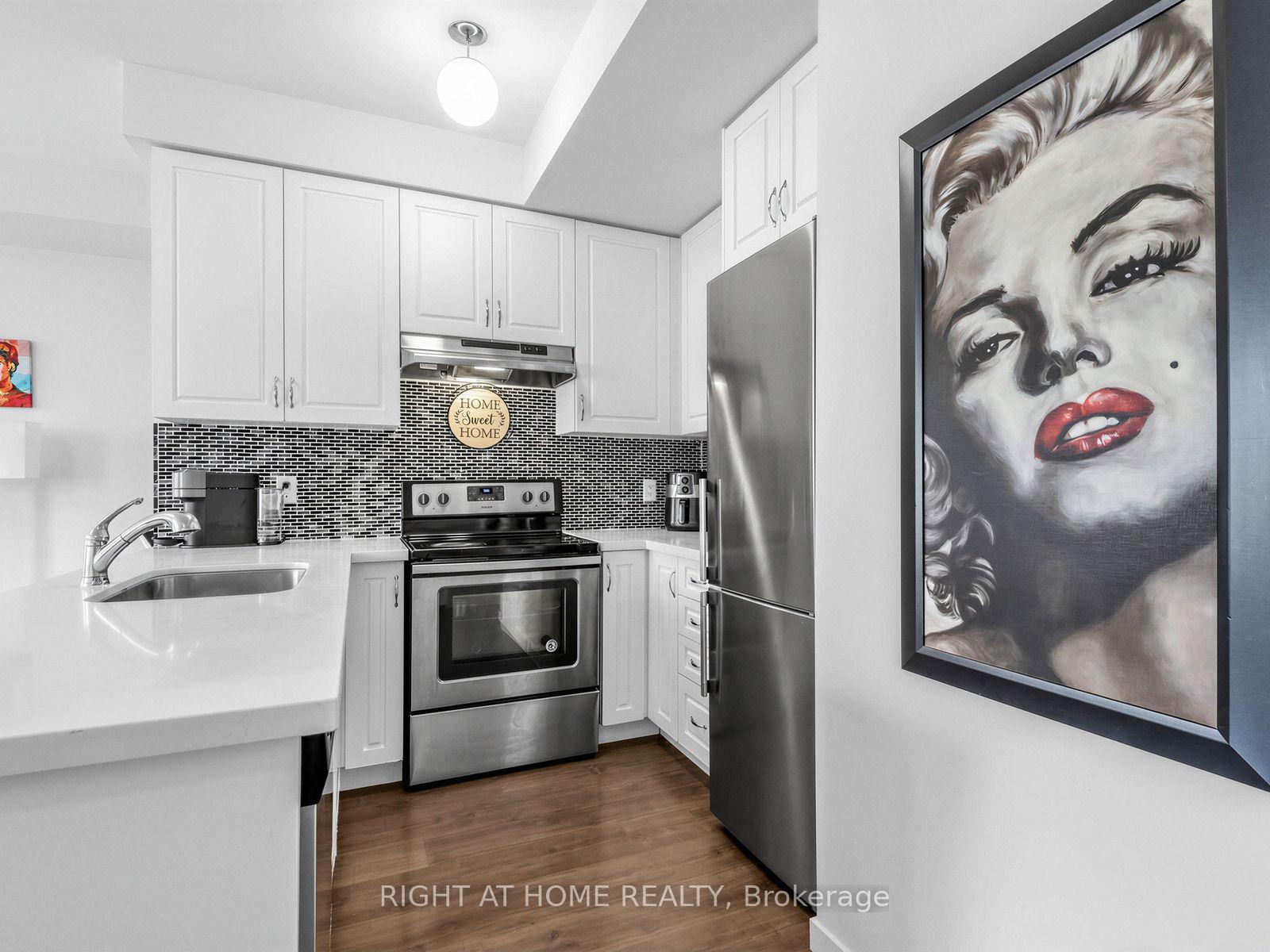 Photo 12 of Unit 86, 400 Alex Gardner Circle, Aurora, Aurora Village — HOMEH