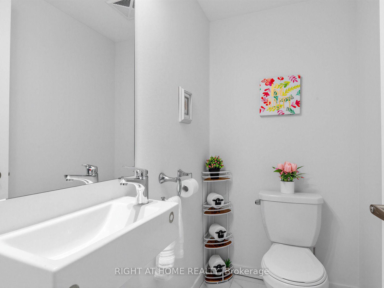 Photo 16 of Unit 86, 400 Alex Gardner Circle, Aurora, Aurora Village — HOMEH