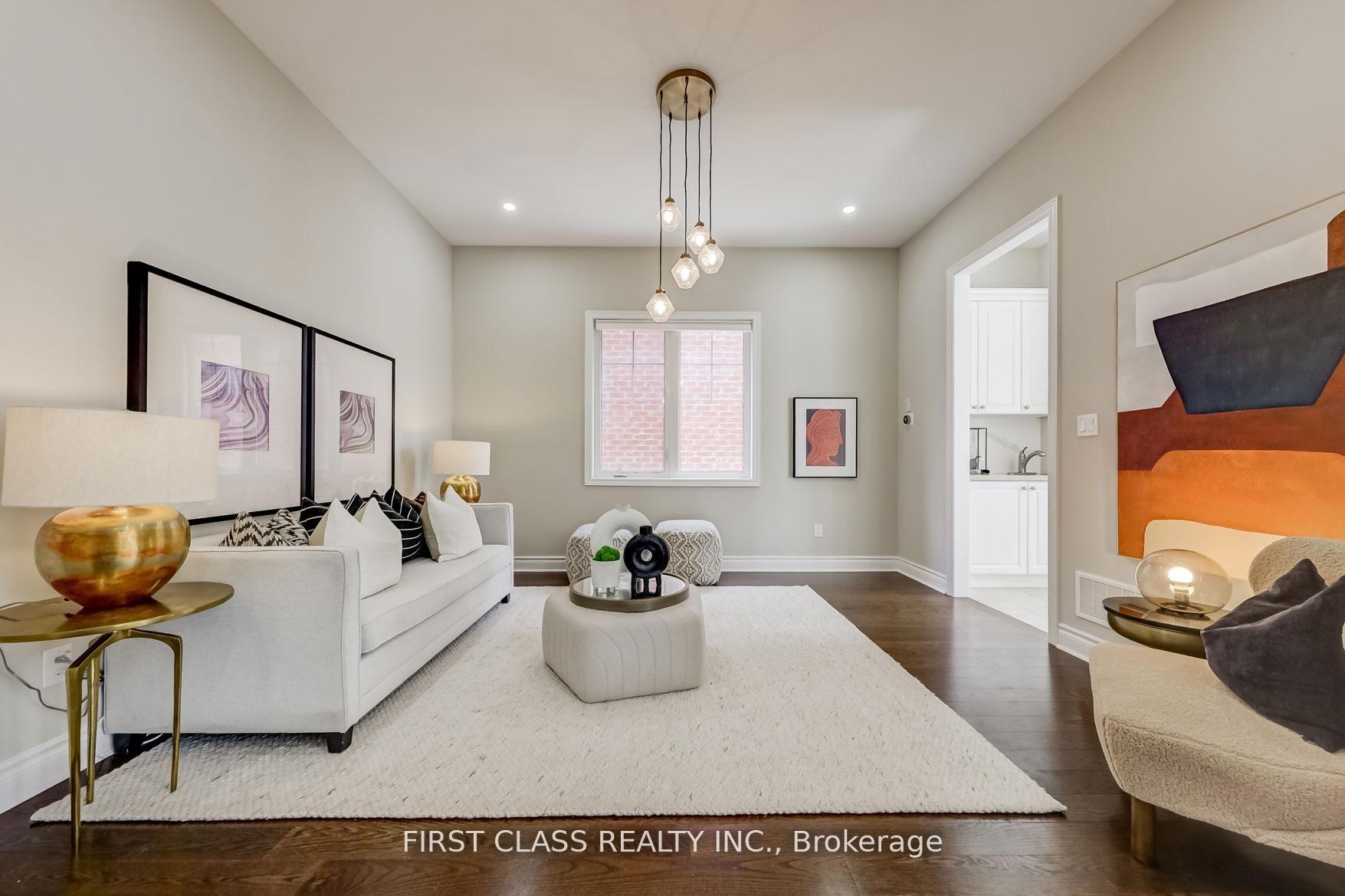 Photo 3 of 60 Match Point Court, Aurora, Aurora Estates — HOMEH