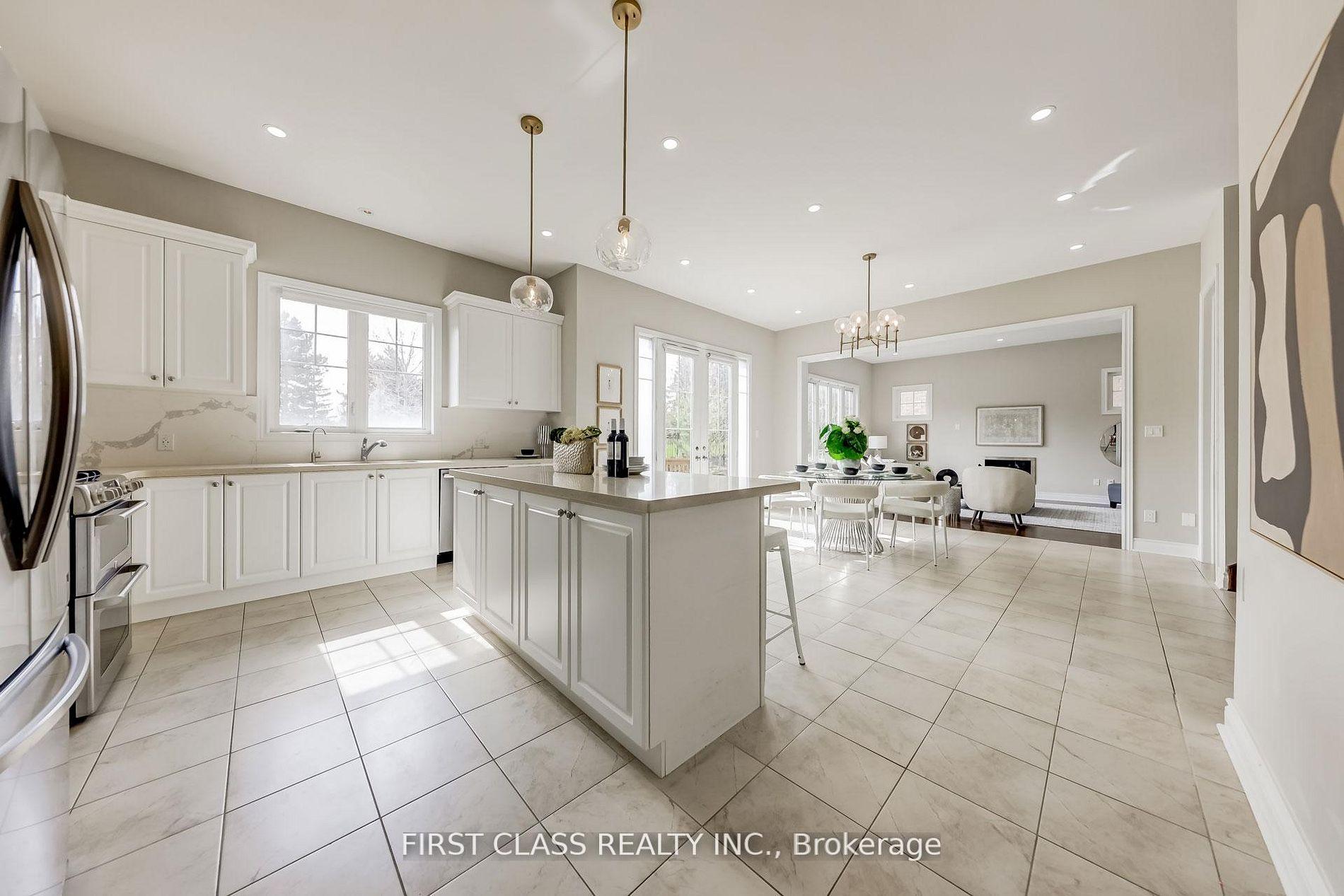 Photo 4 of 60 Match Point Court, Aurora, Aurora Estates — HOMEH