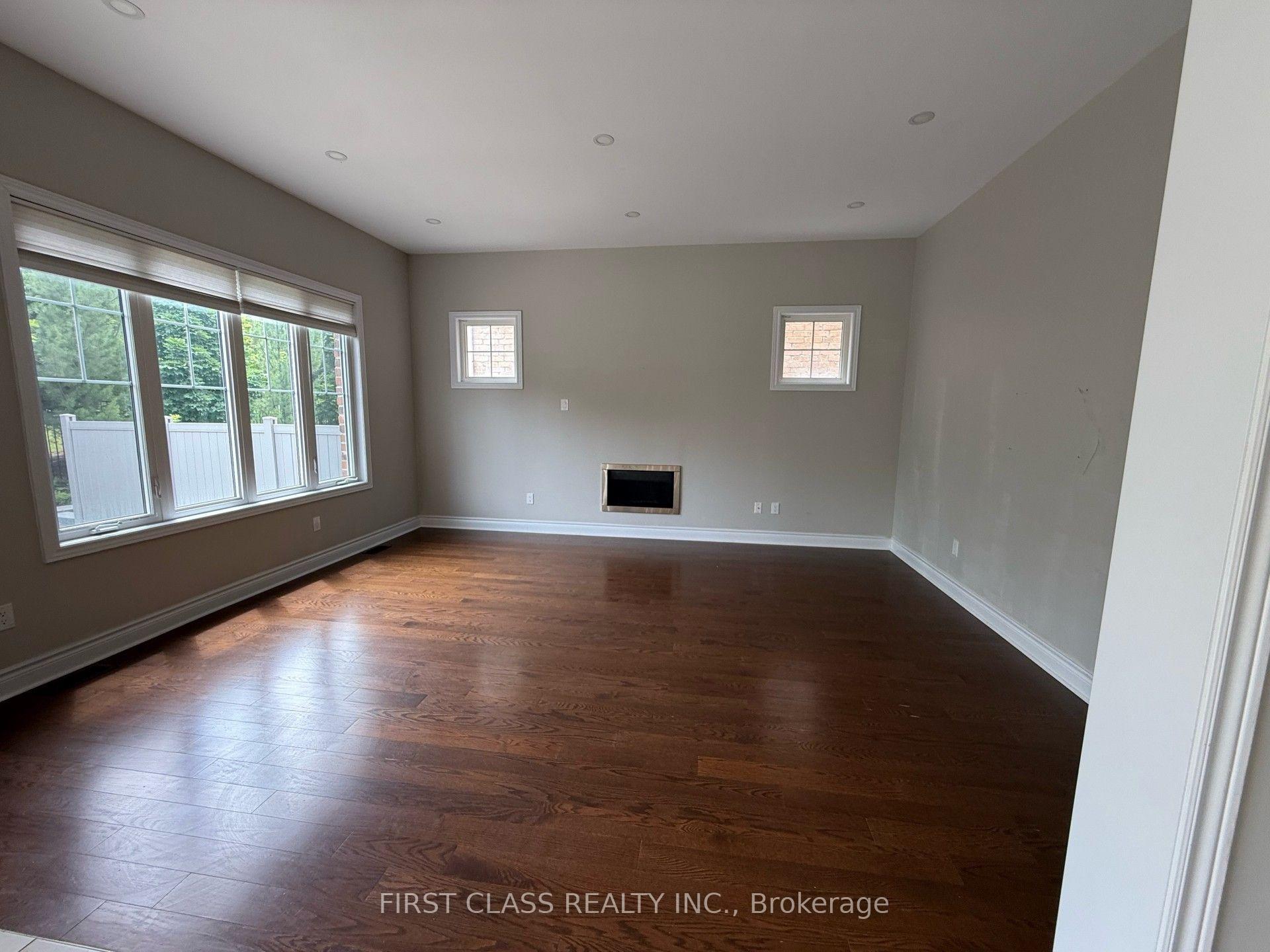 Photo 13 of 60 Match Point Court, Aurora, Aurora Estates — HOMEH