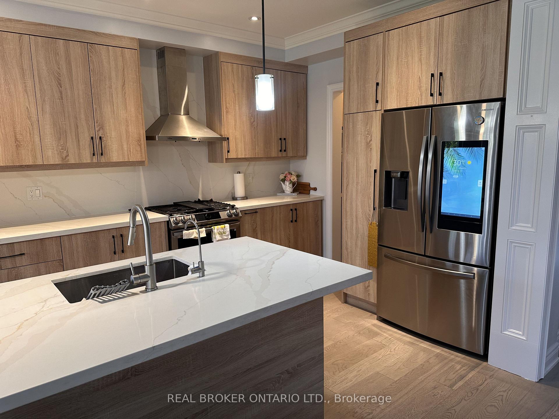 Photo 10 of 15 Birch Park Drive, Whitby, Pringle Creek — HOMEH