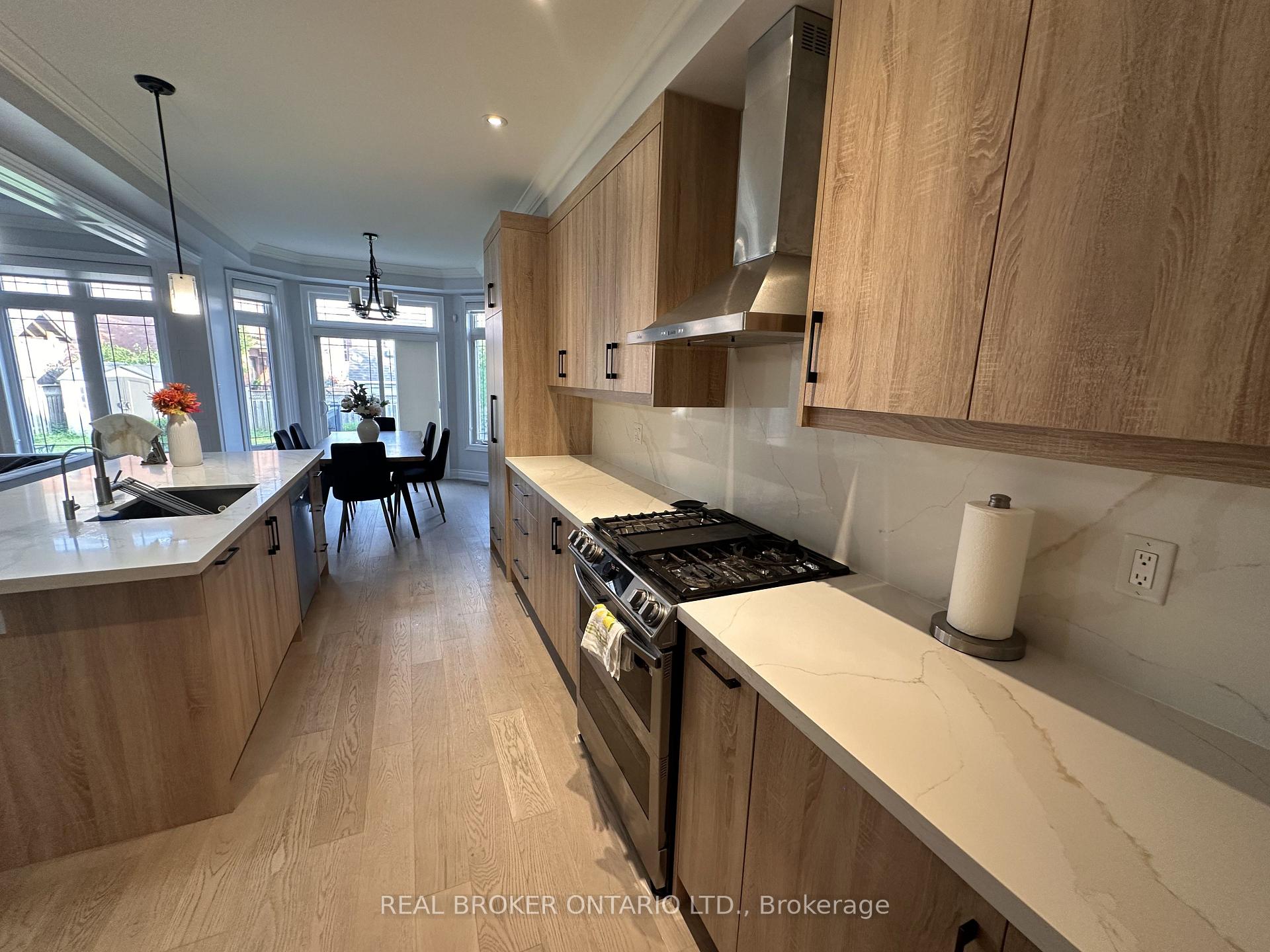 Photo 13 of 15 Birch Park Drive, Whitby, Pringle Creek — HOMEH