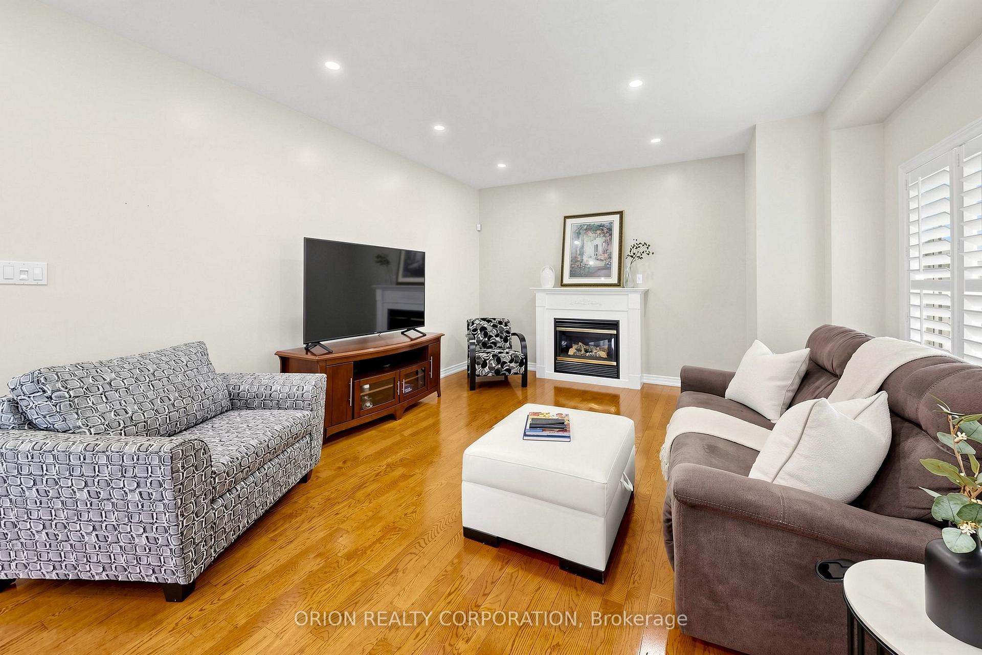 Photo 9 of 11 Davey Street, Ajax, South East — HOMEH