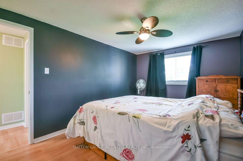 Photo 27 of 10 Palling Lane, Barrie, Grove East — HOMEH