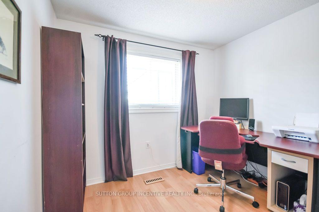 Photo 33 of 10 Palling Lane, Barrie, Grove East — HOMEH