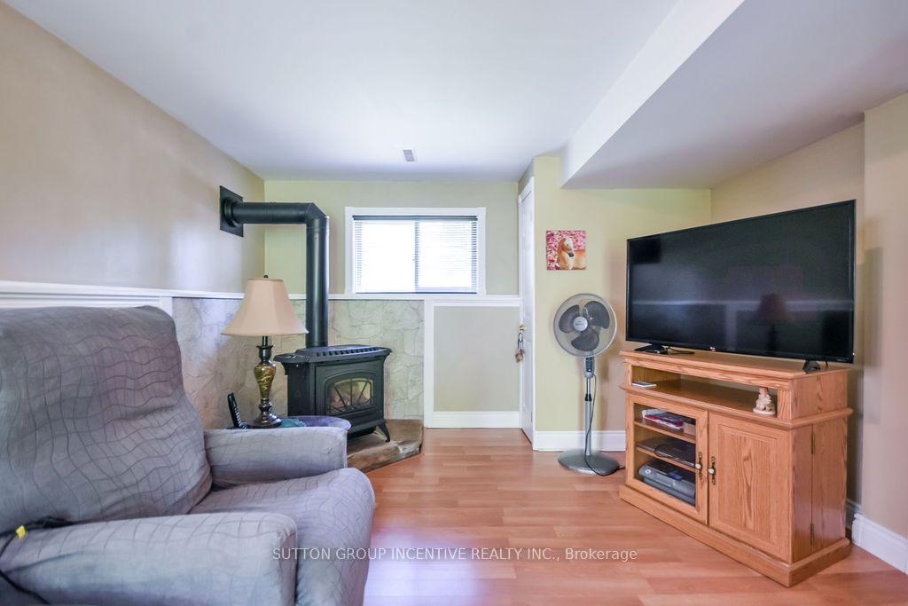 Photo 43 of 10 Palling Lane, Barrie, Grove East — HOMEH