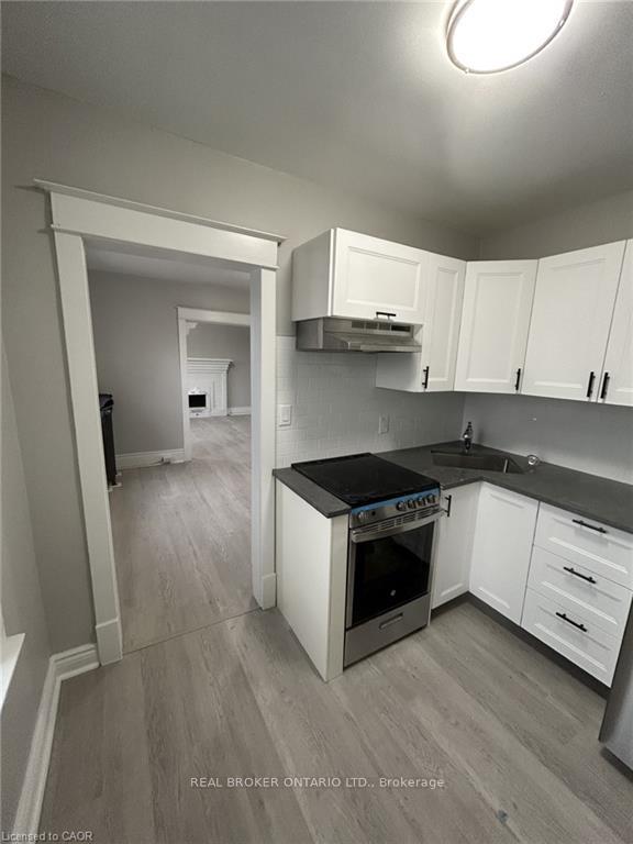 Photo 5 of Unit 6, 983 Main Street E, Hamilton, Crown Point — HOMEH