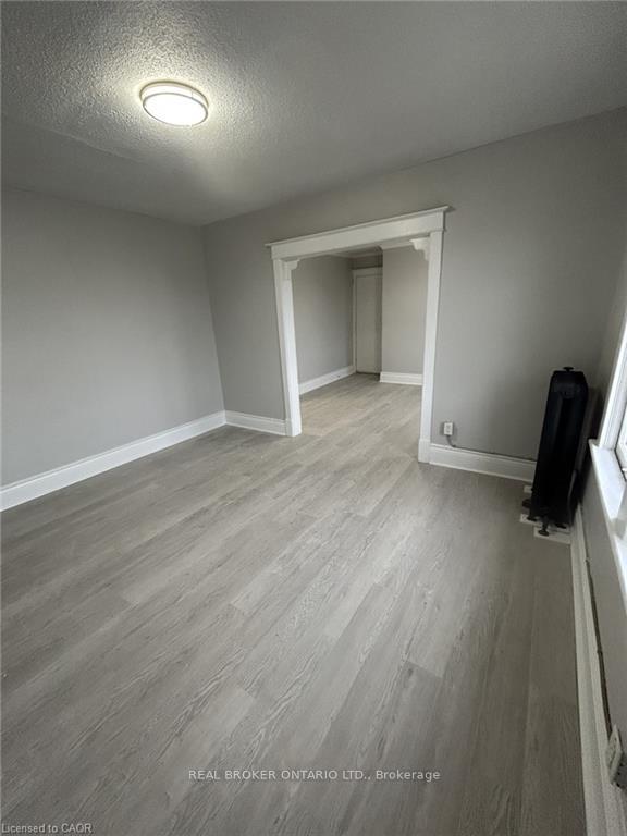 Photo 7 of Unit 6, 983 Main Street E, Hamilton, Crown Point — HOMEH