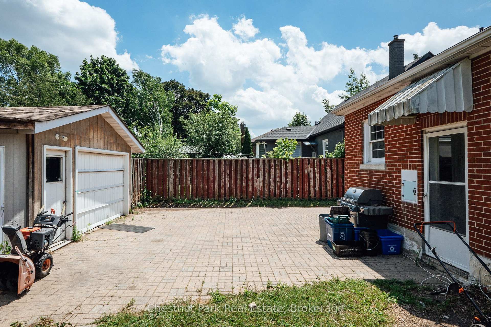 Photo 6 of 320 St Leger Street, Kitchener, Uptown Waterloo/North Ward — HOMEH
