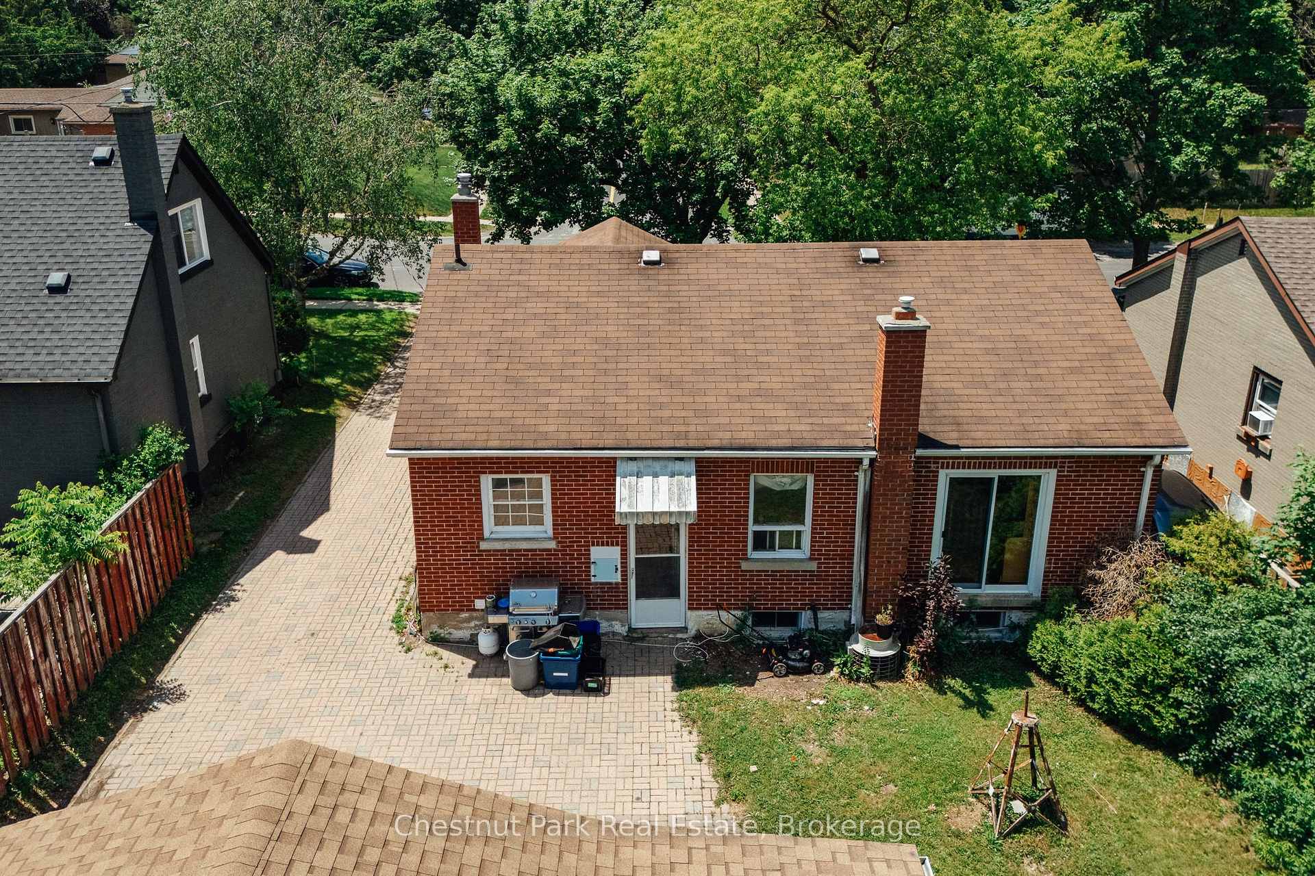 Photo 7 of 320 St Leger Street, Kitchener, Uptown Waterloo/North Ward — HOMEH