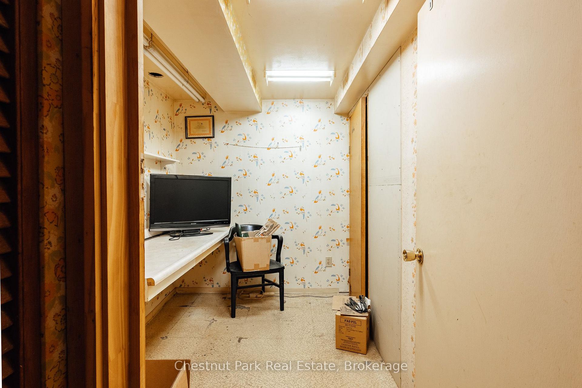 Photo 27 of 320 St Leger Street, Kitchener, Uptown Waterloo/North Ward — HOMEH