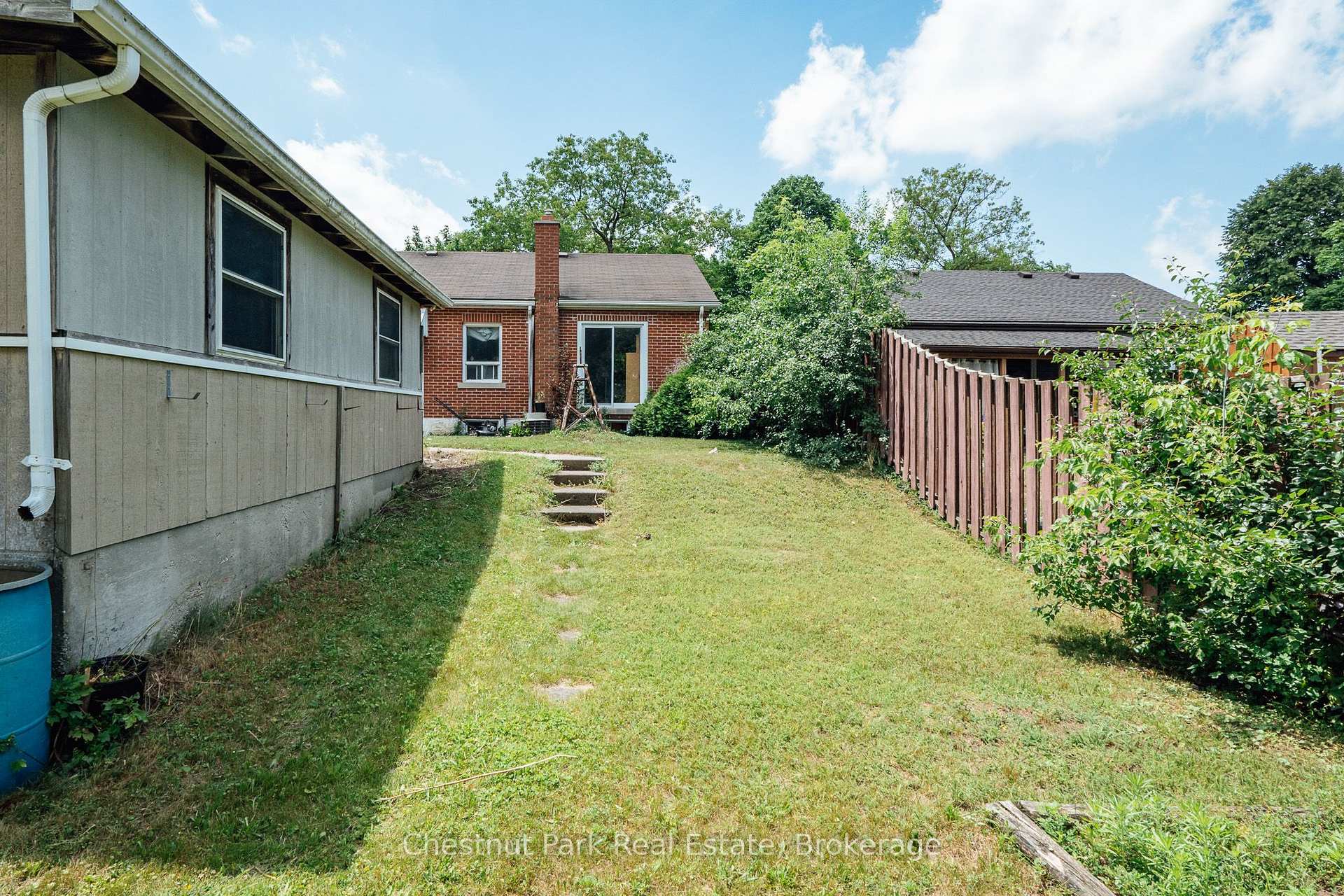 Photo 33 of 320 St Leger Street, Kitchener, Uptown Waterloo/North Ward — HOMEH