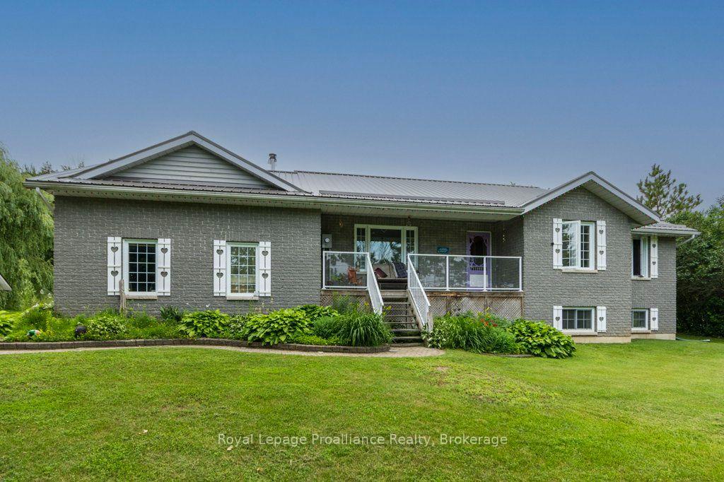 Photo 1 of 697 Gunter Settlement Road, Quinte West, Murray Ward — HOMEH