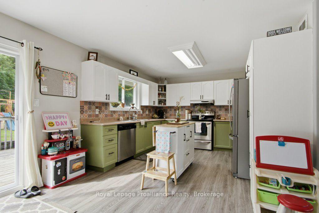 Photo 14 of 697 Gunter Settlement Road, Quinte West, Murray Ward — HOMEH