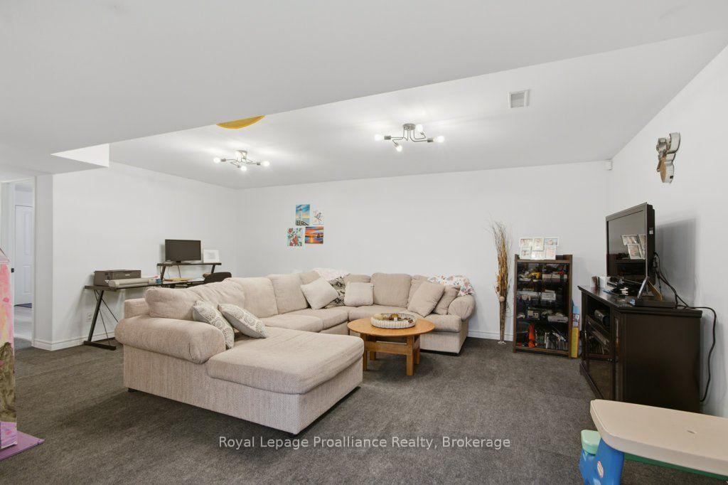Photo 27 of 697 Gunter Settlement Road, Quinte West, Murray Ward — HOMEH