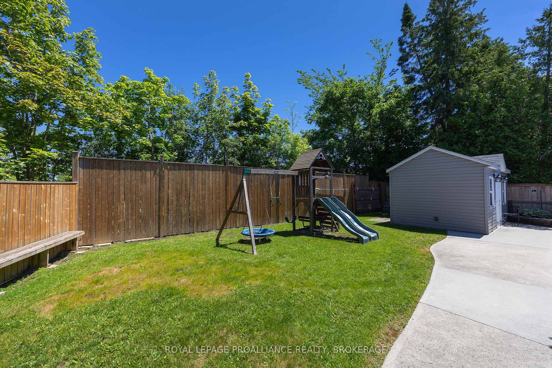 Photo 19 of 317 Avenue Road, Kingston, West of Sir John A. Blvd — HOMEH