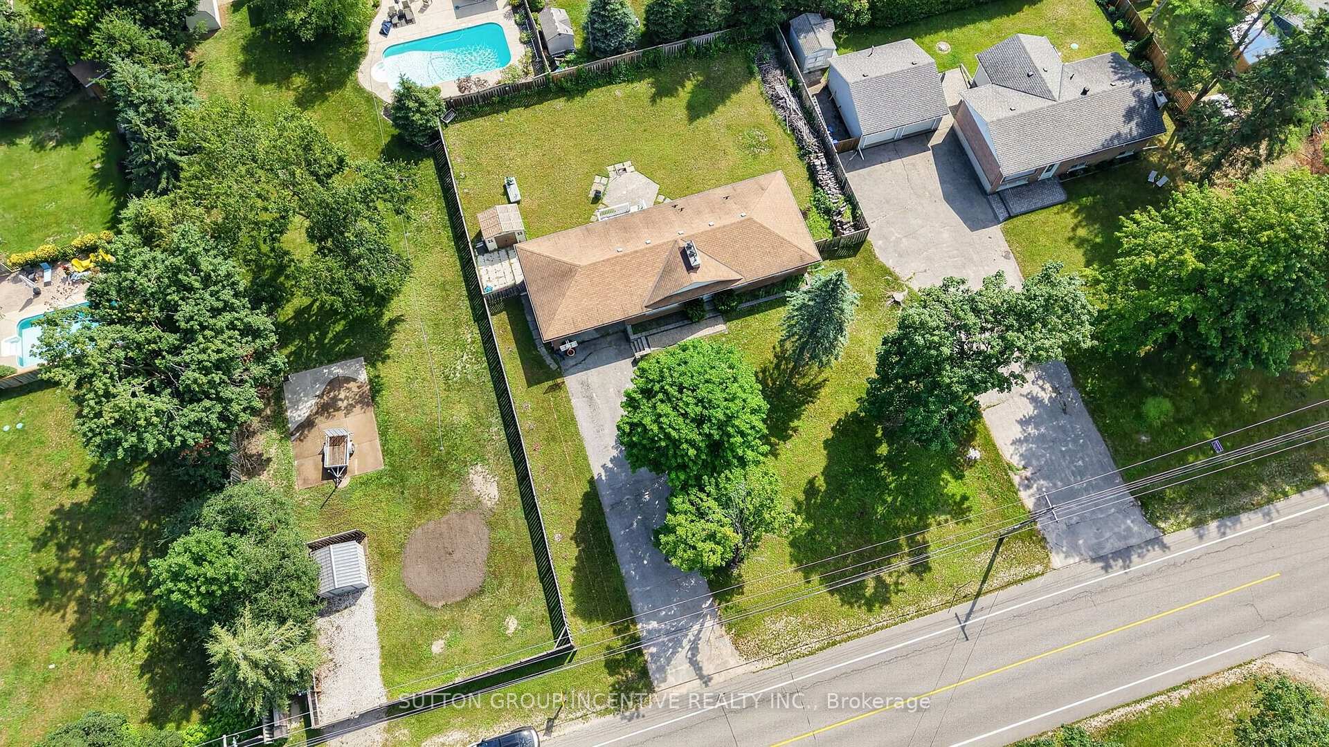 Photo 13 of 1209 St Vincent Street N, Springwater, Midhurst — HOMEH