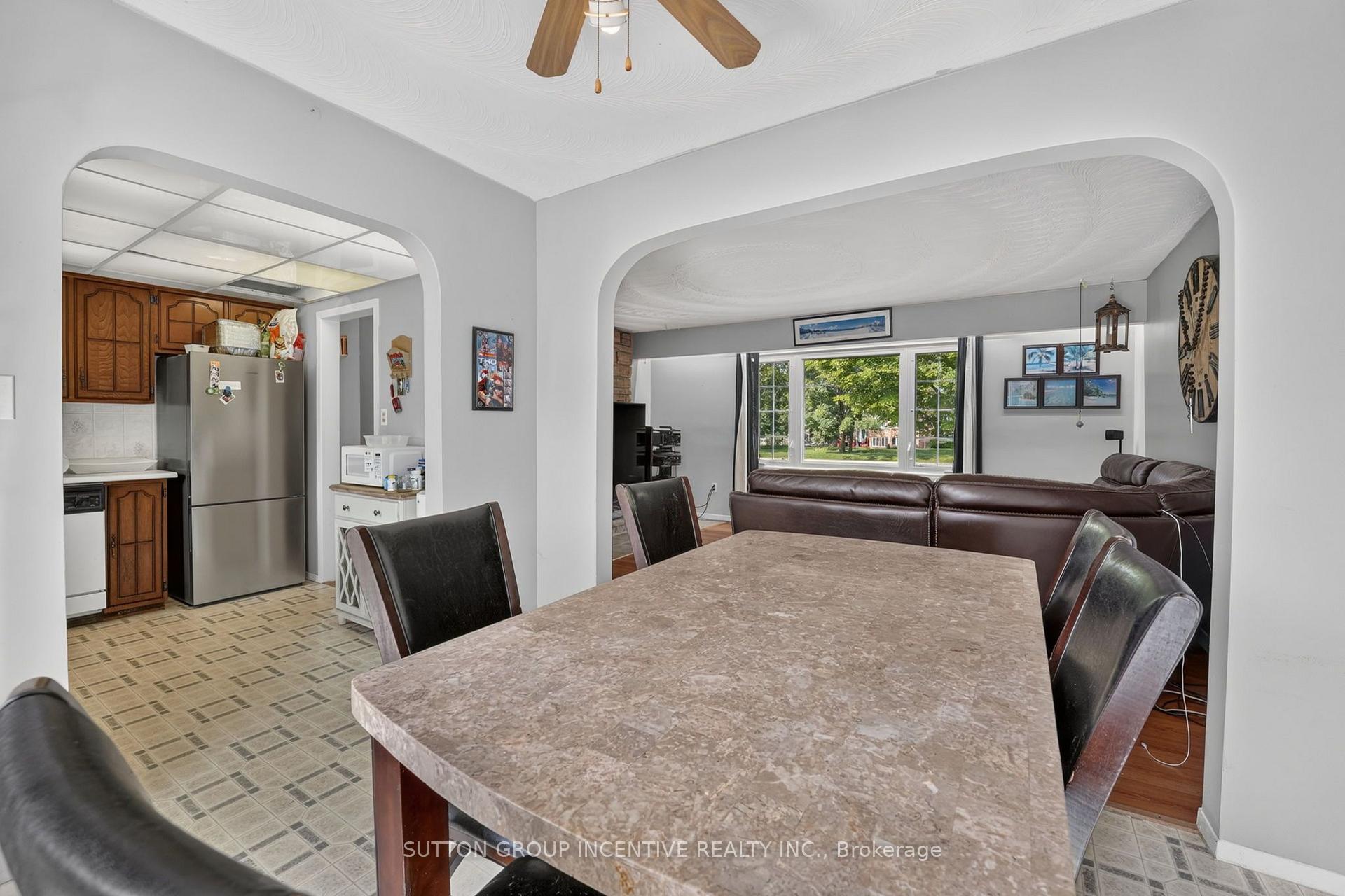 Photo 22 of 1209 St Vincent Street N, Springwater, Midhurst — HOMEH
